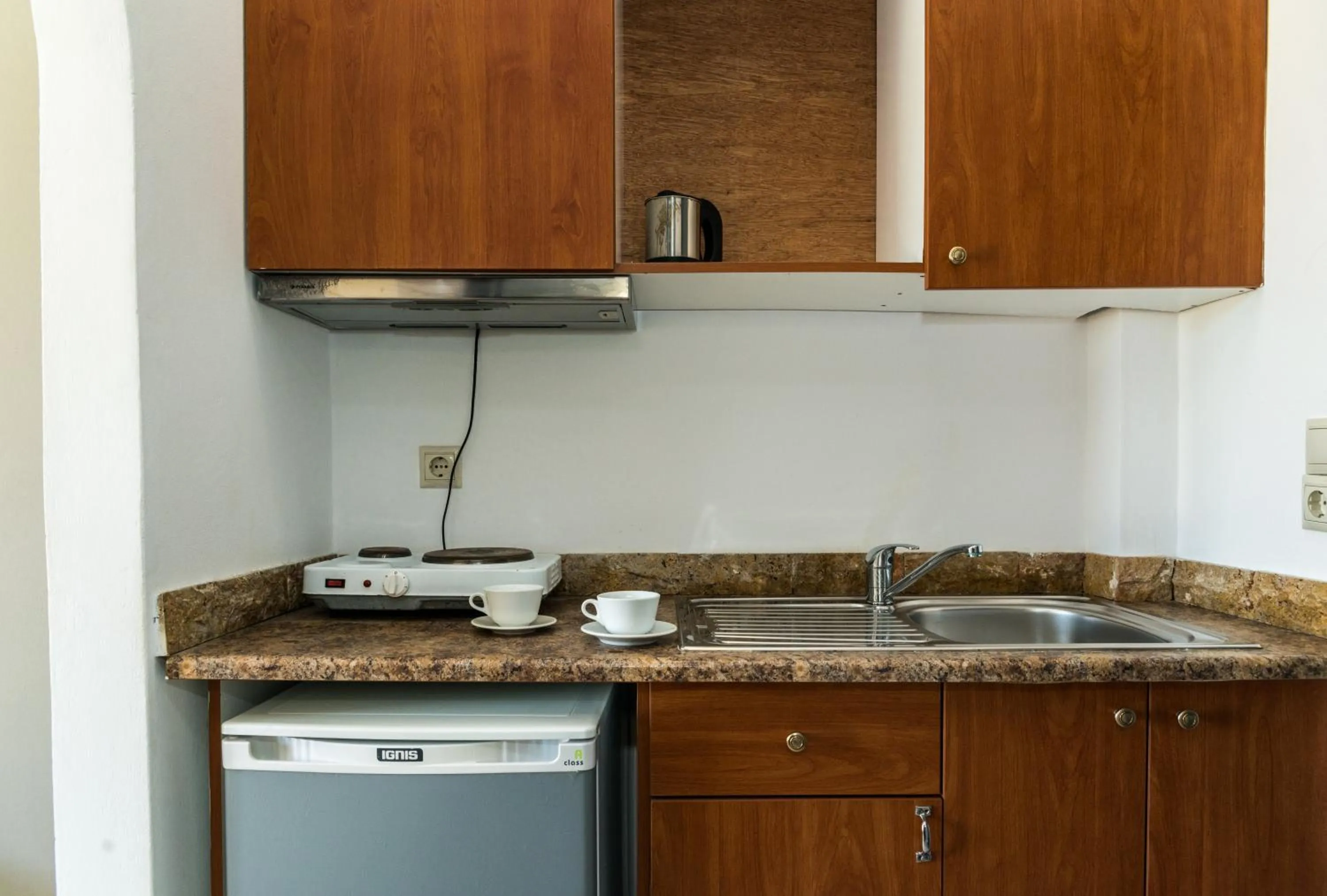 Kitchen or kitchenette in Laganas Dreams 2