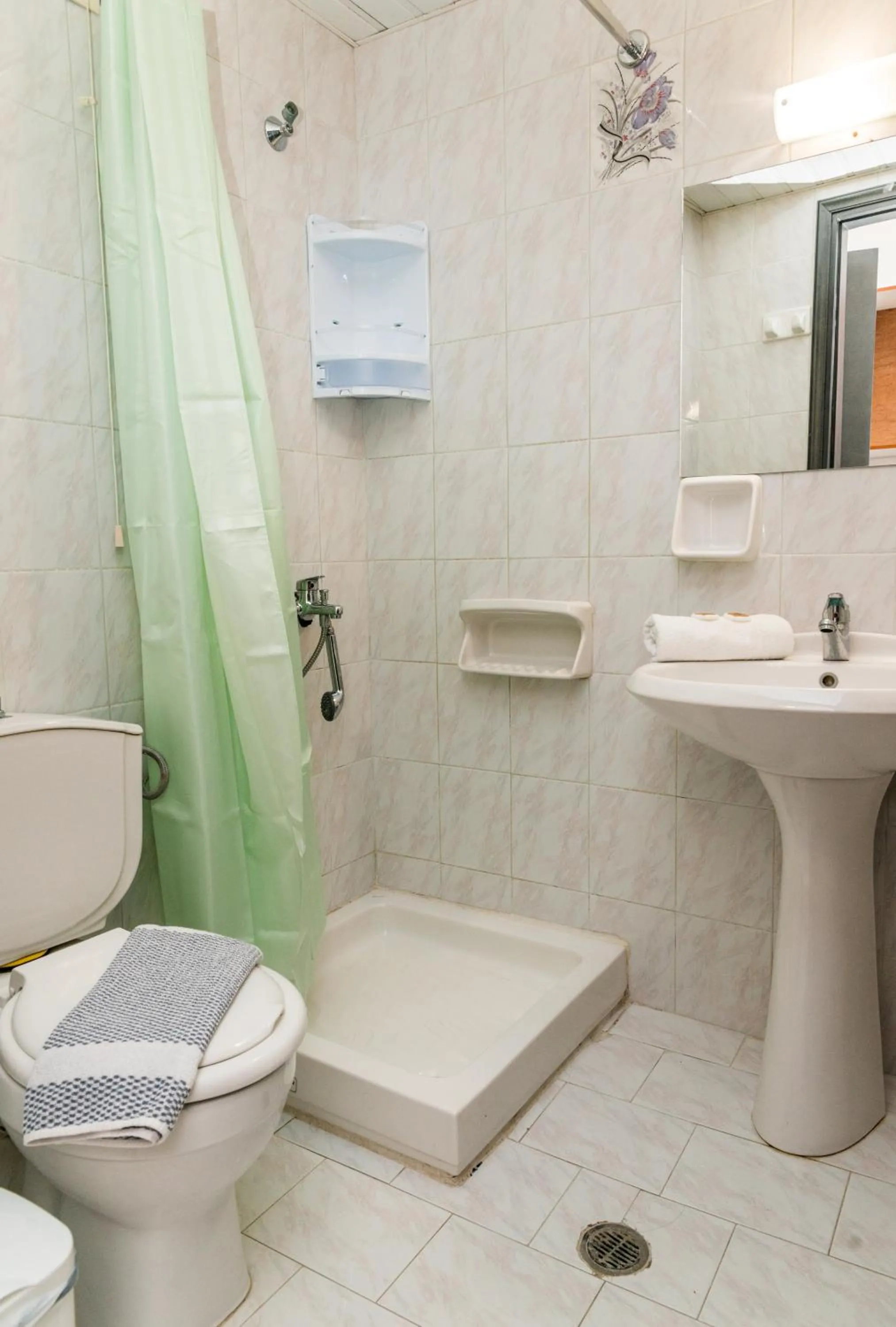 Bathroom in Laganas Dreams 2