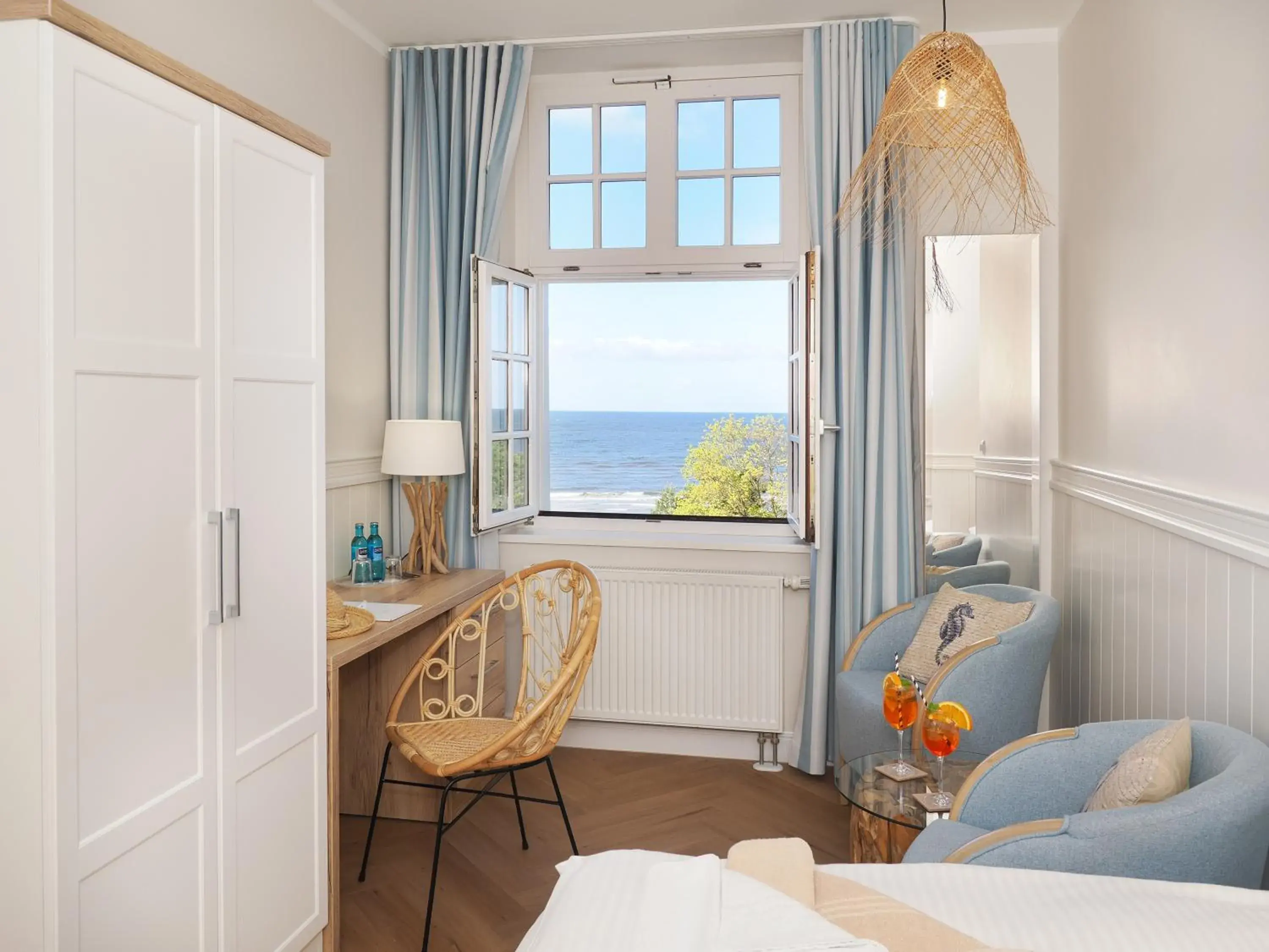 Double Room with Sea View - single occupancy in Strandvillen Heringsdorf Double Room with Sea View - single occupancy in Strandvillen Heringsdorf