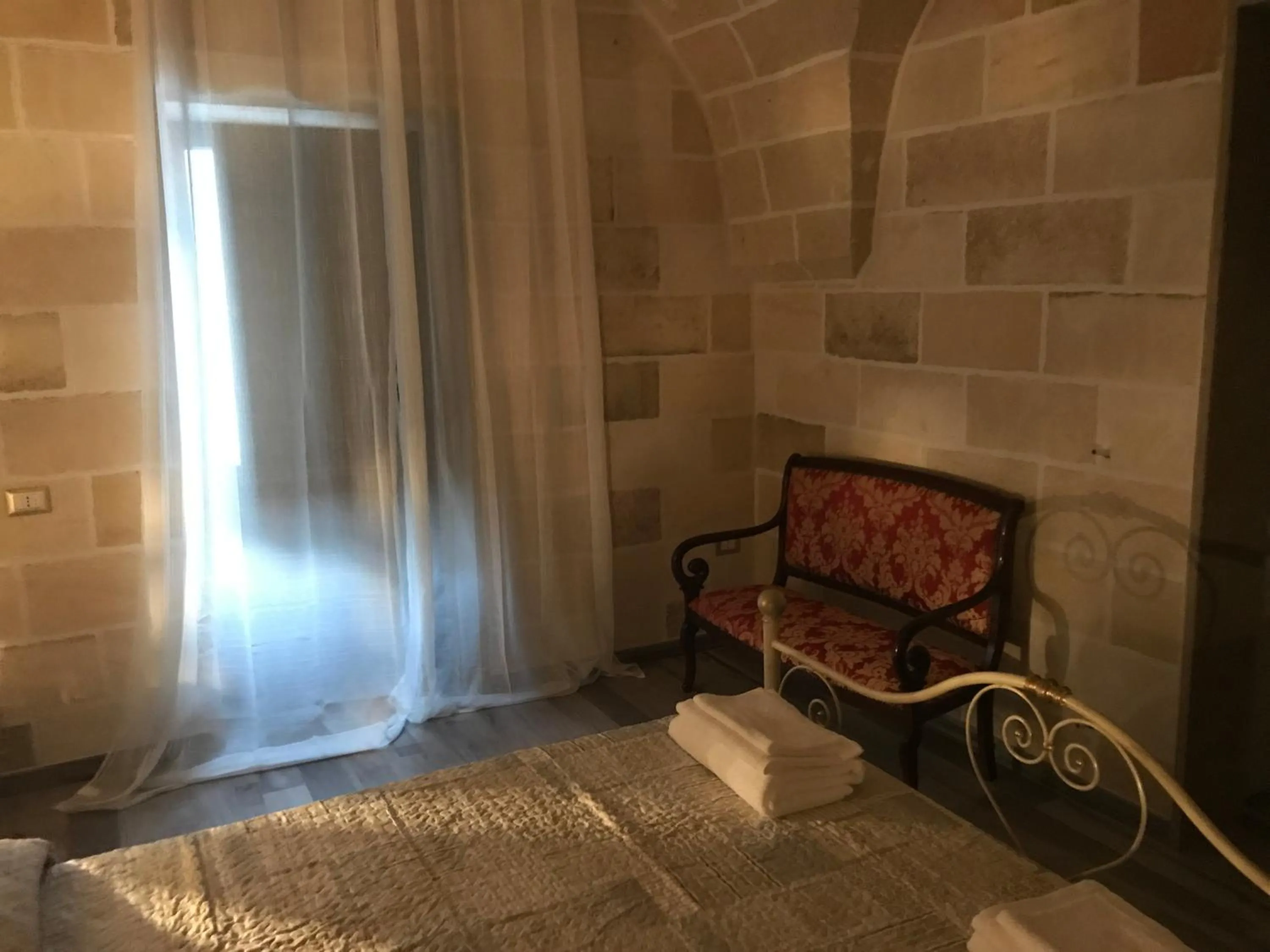 Bed in Li Caseddi ti lu Cesarinu