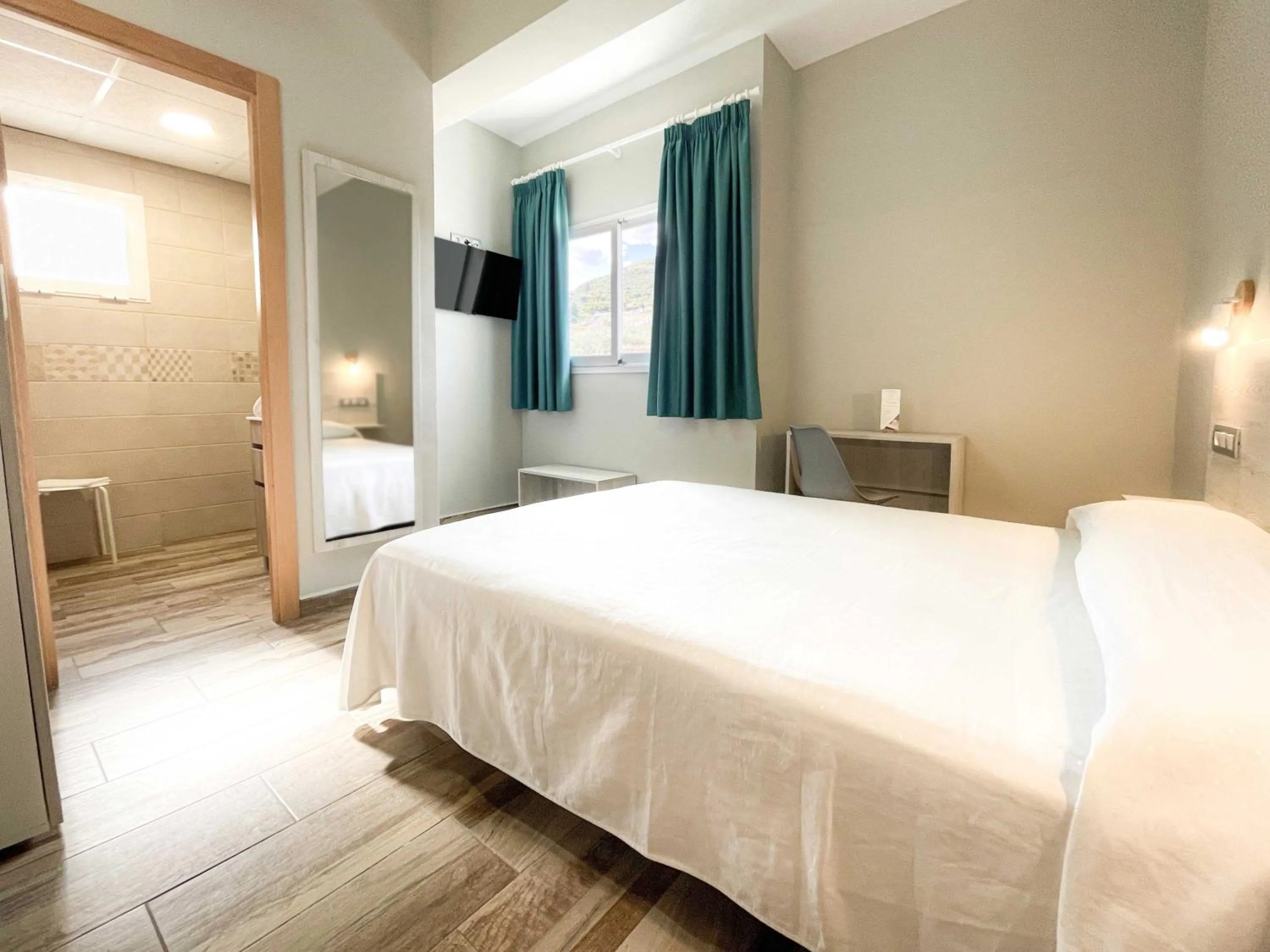 Bedroom, Bed in Te Maná Hotel