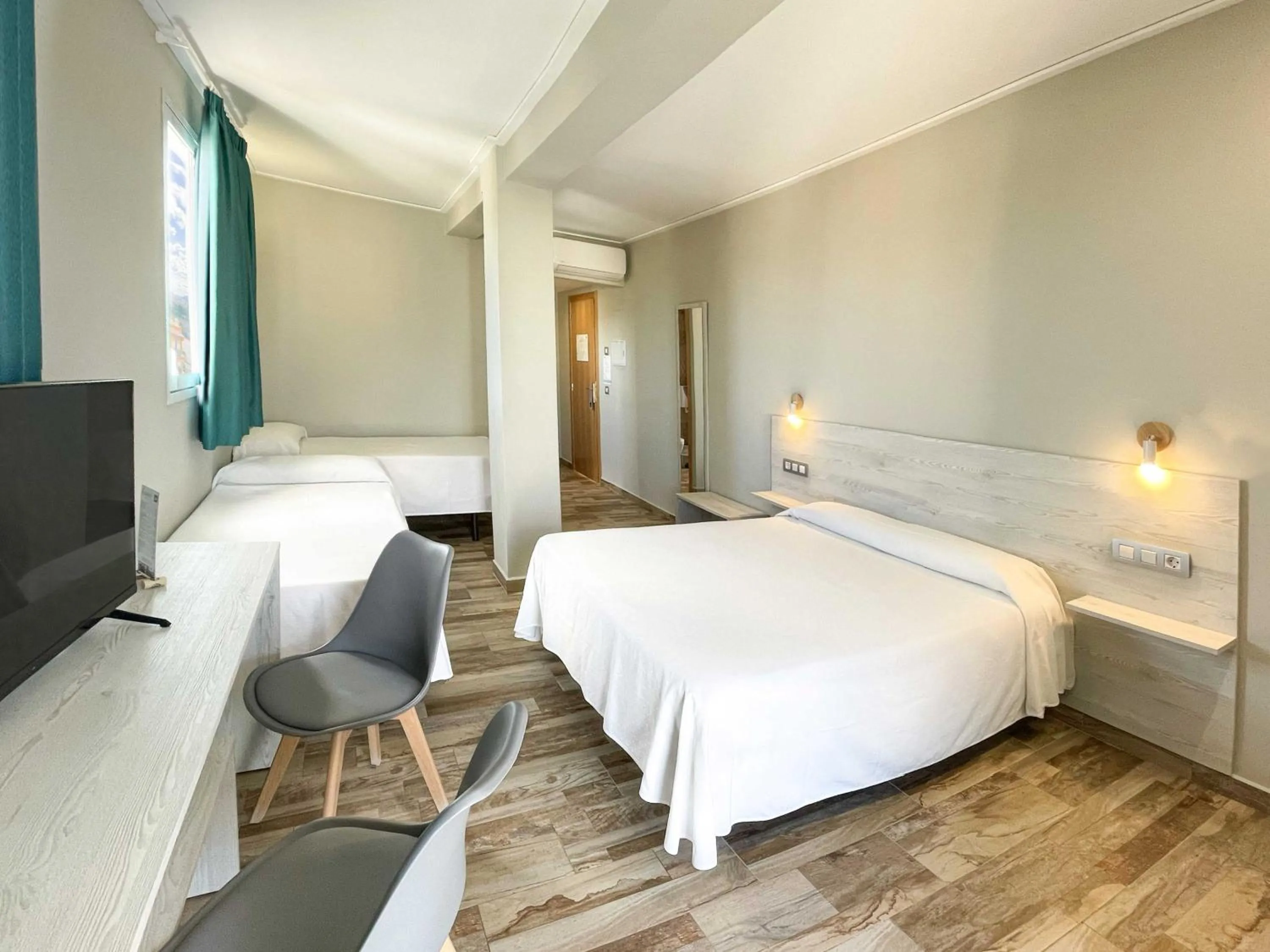 Bedroom, Bed in Te Maná Hotel