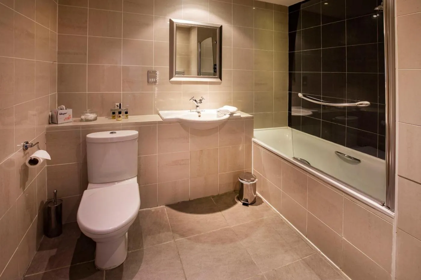 Bathroom in The Kings Head Country Hotel