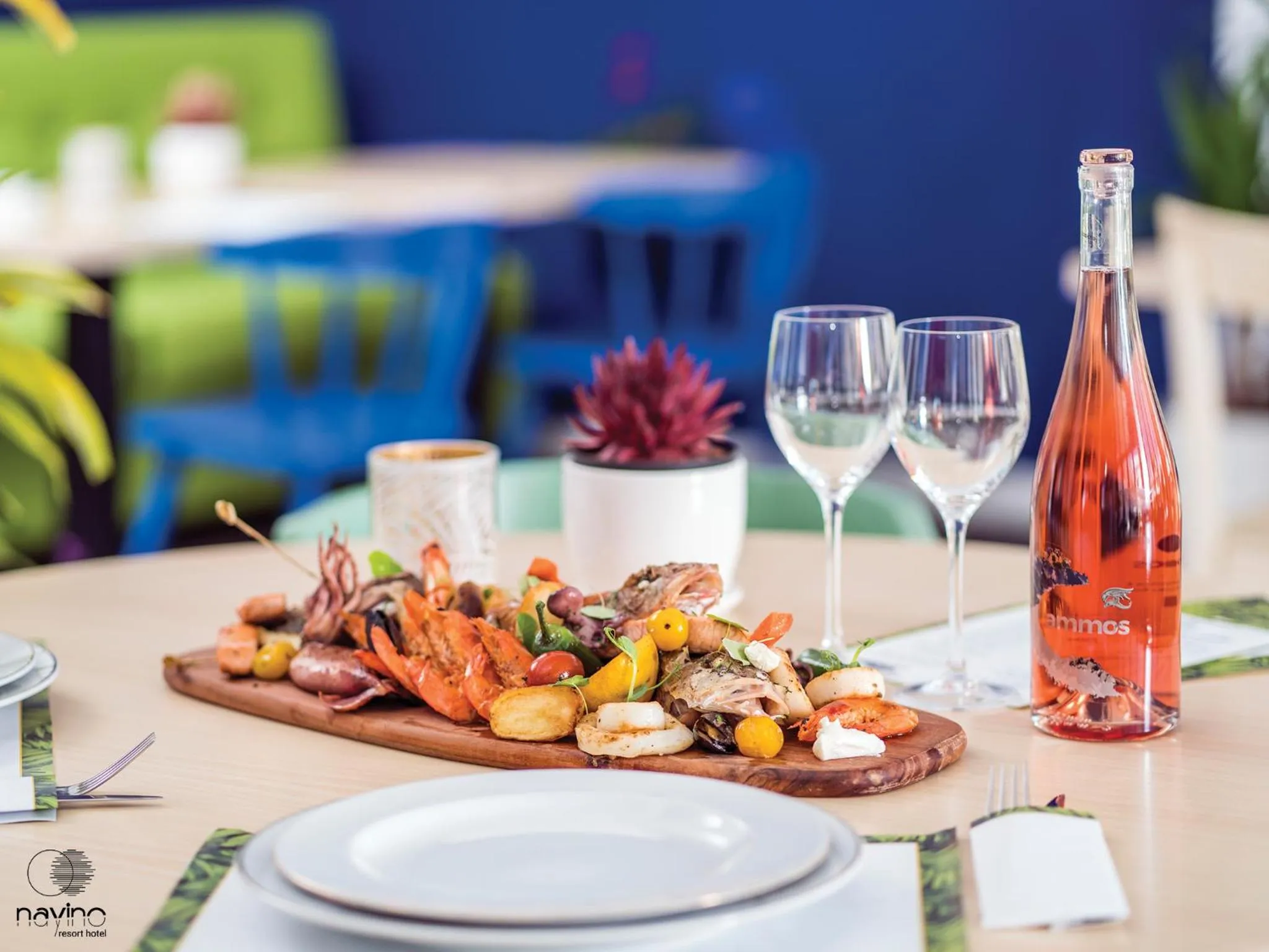 Restaurant/places to eat in Nayino Resort Hotel