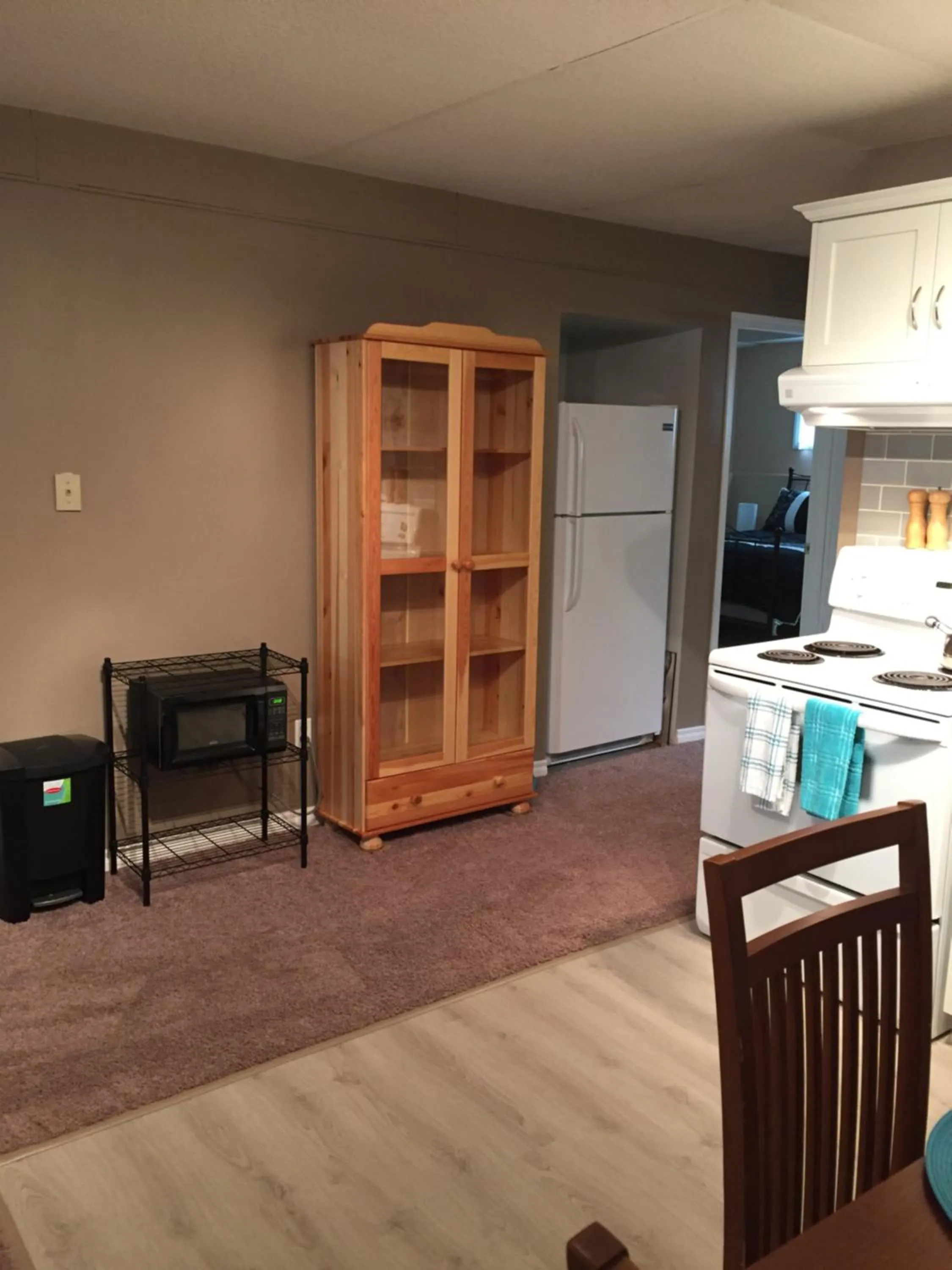 Seating area in Newly Renovated Basement Suite!