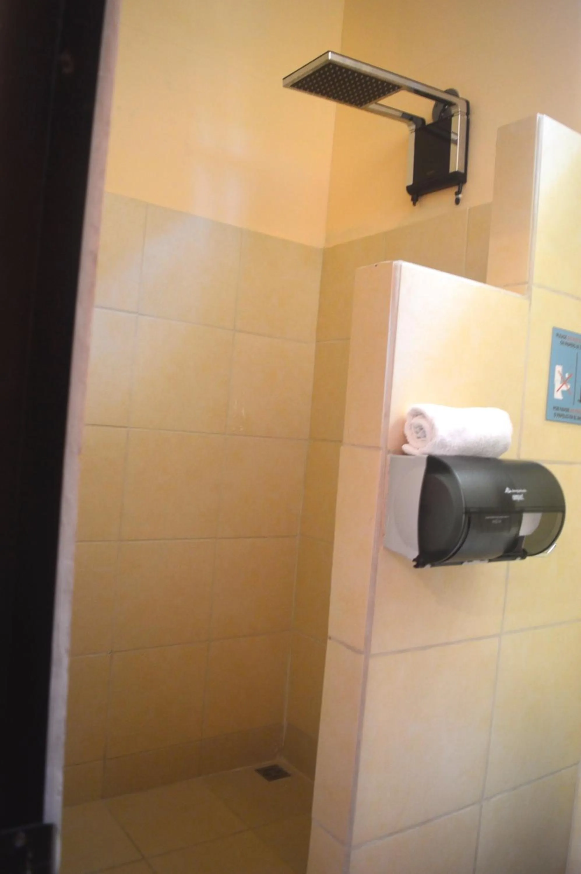 Shower in Millenium Manuel Antonio Park and beach