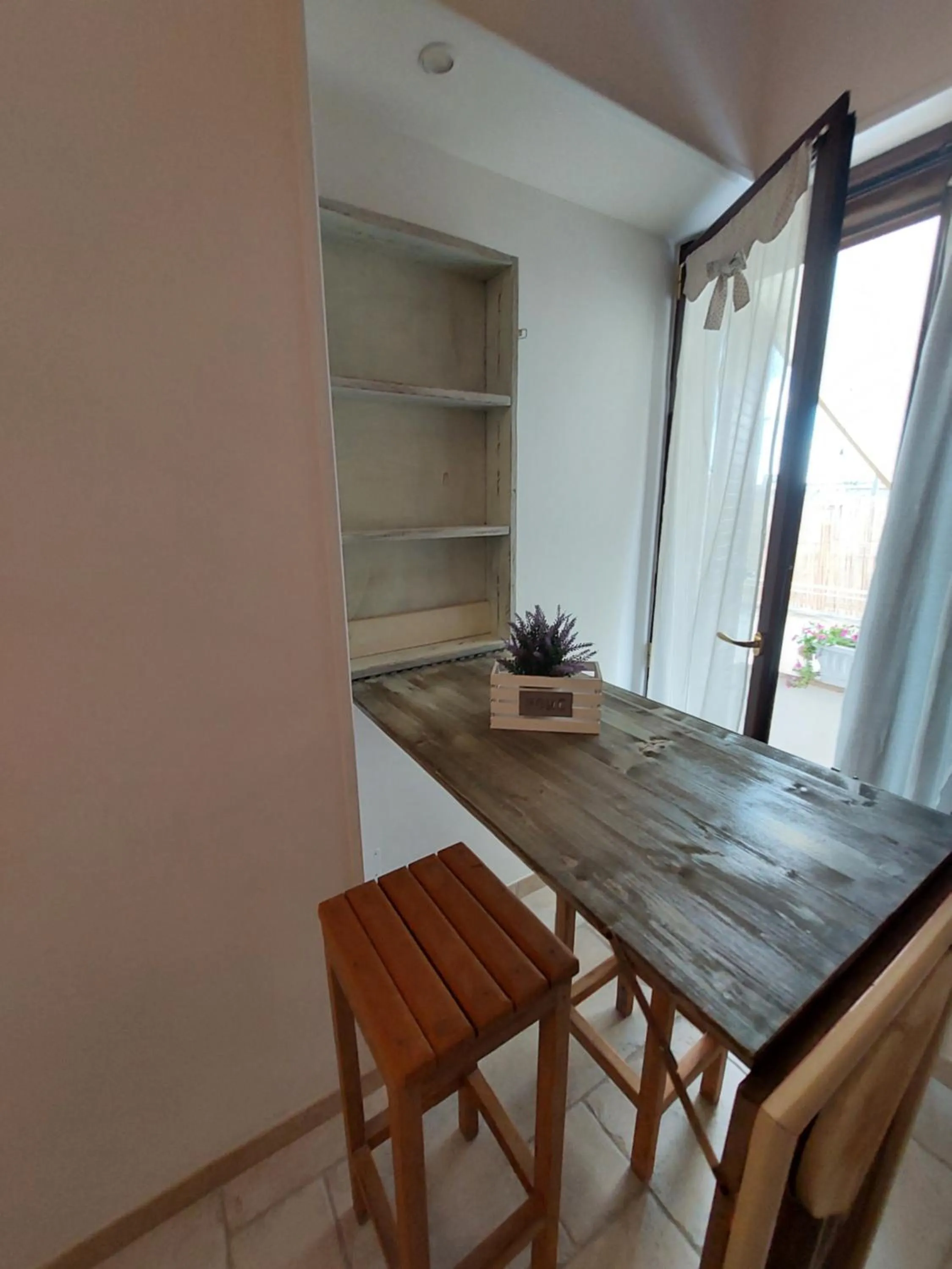 Dining area in Mama Damì