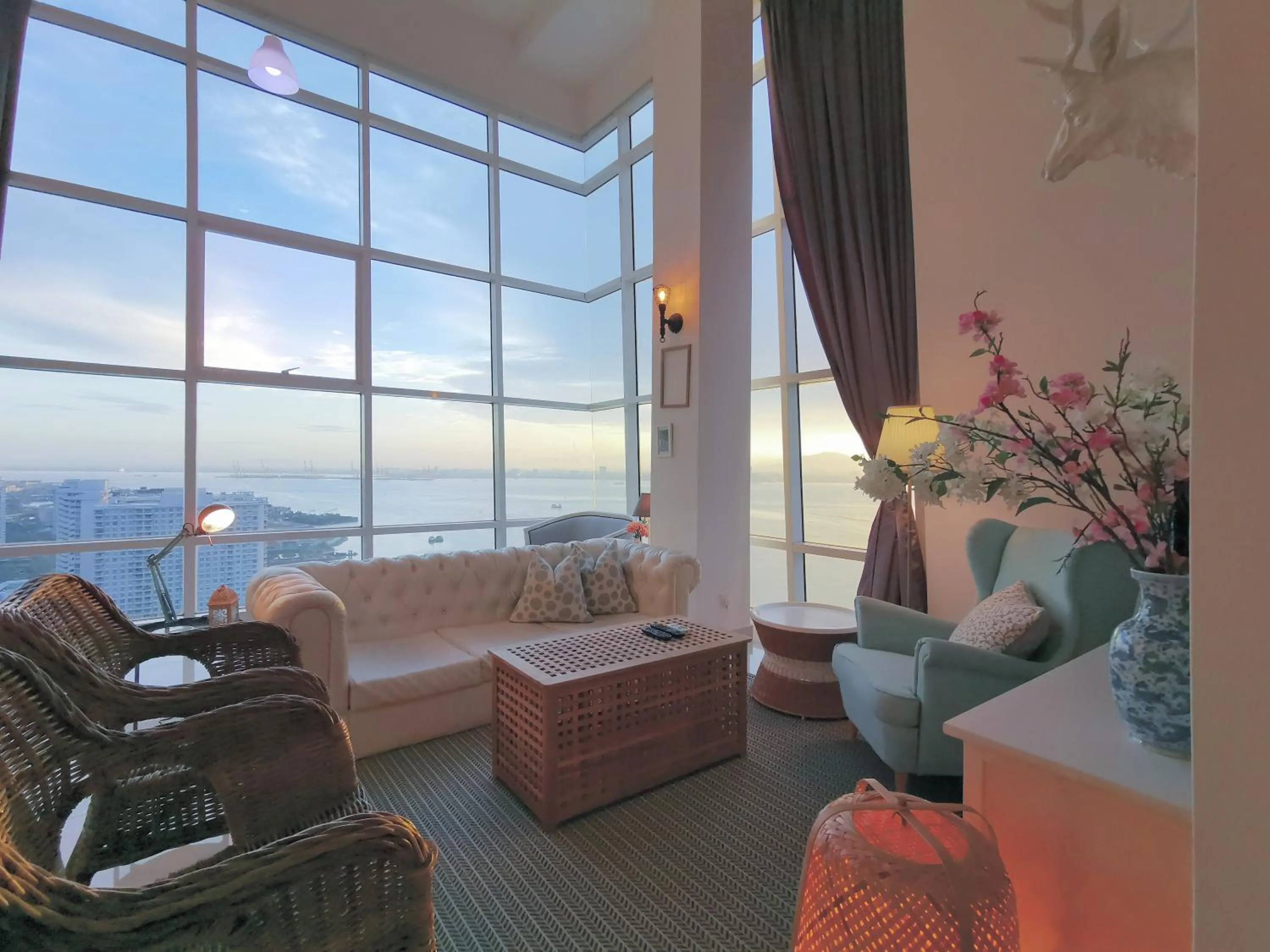 Living room in Maritime Suites Holiday Rental