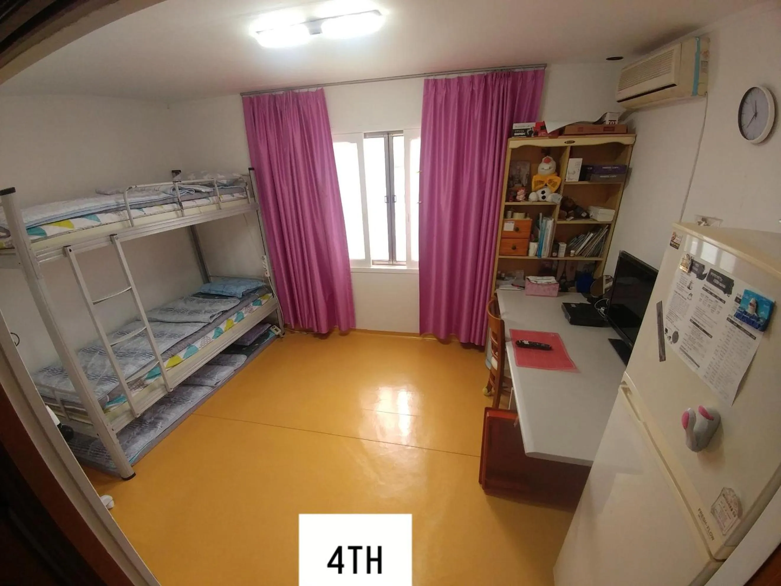 Bed in Exclusive Use Whole House For You