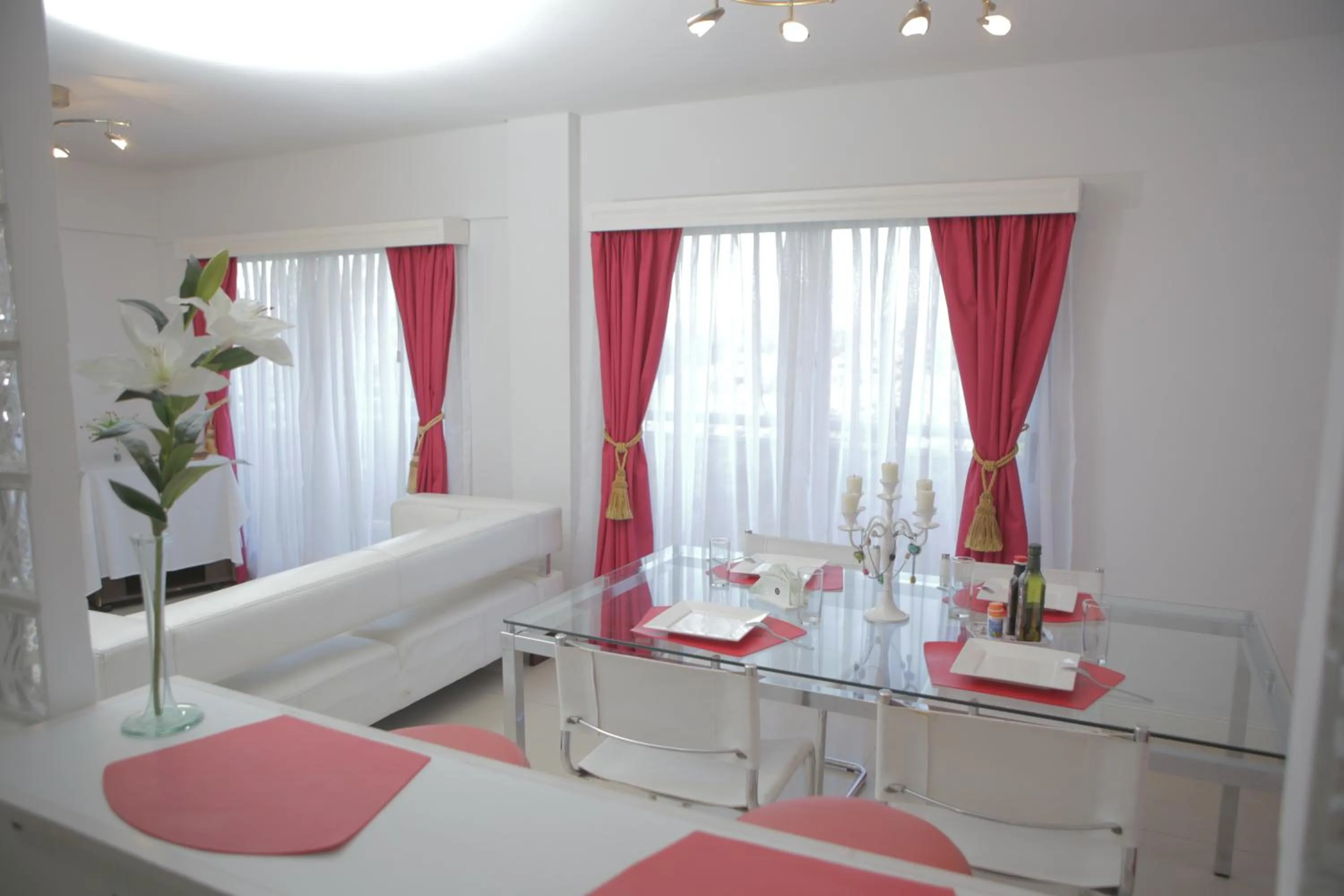 Living room, Bed in Pampa Plaza Hotel