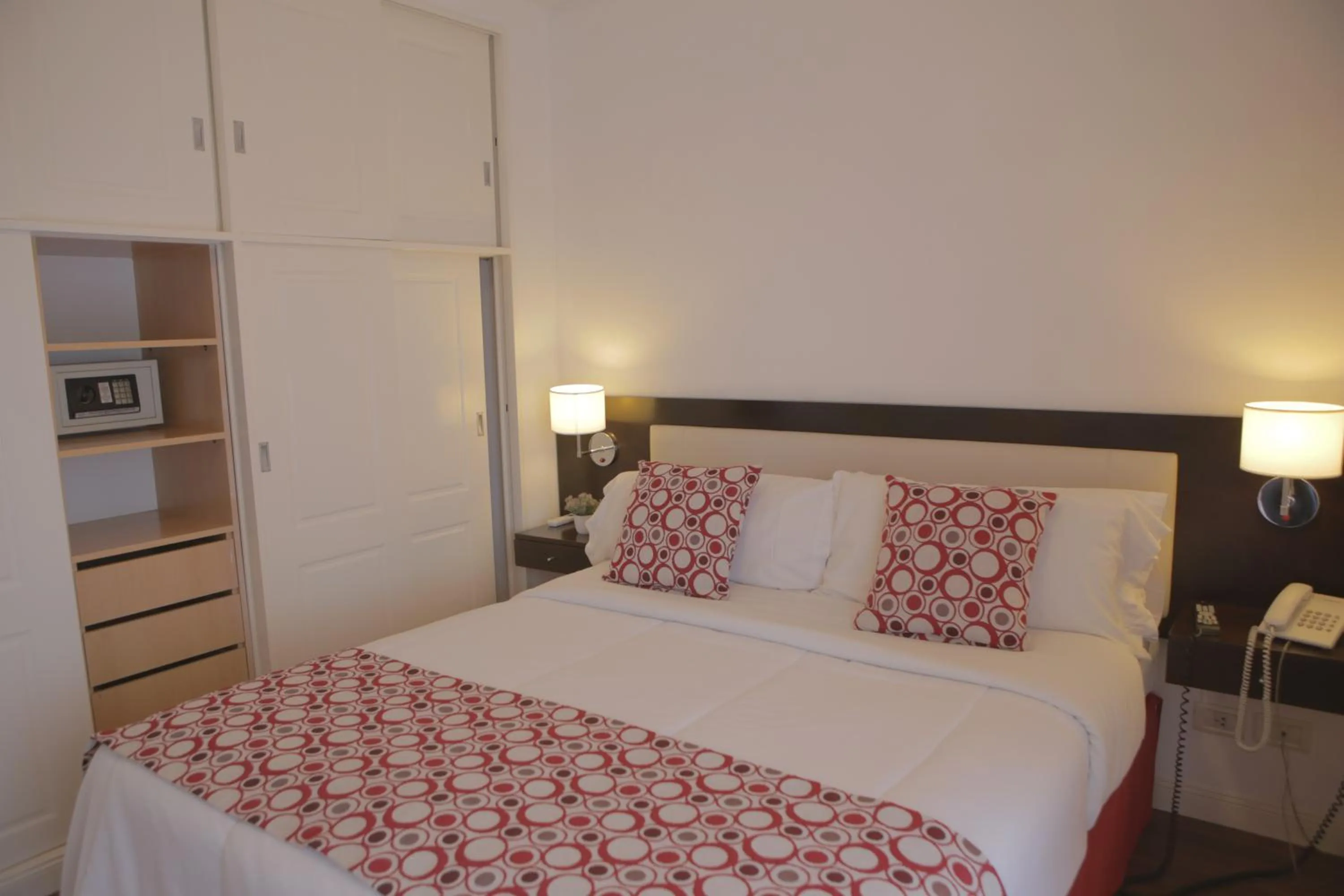 Bed in Pampa Plaza Hotel