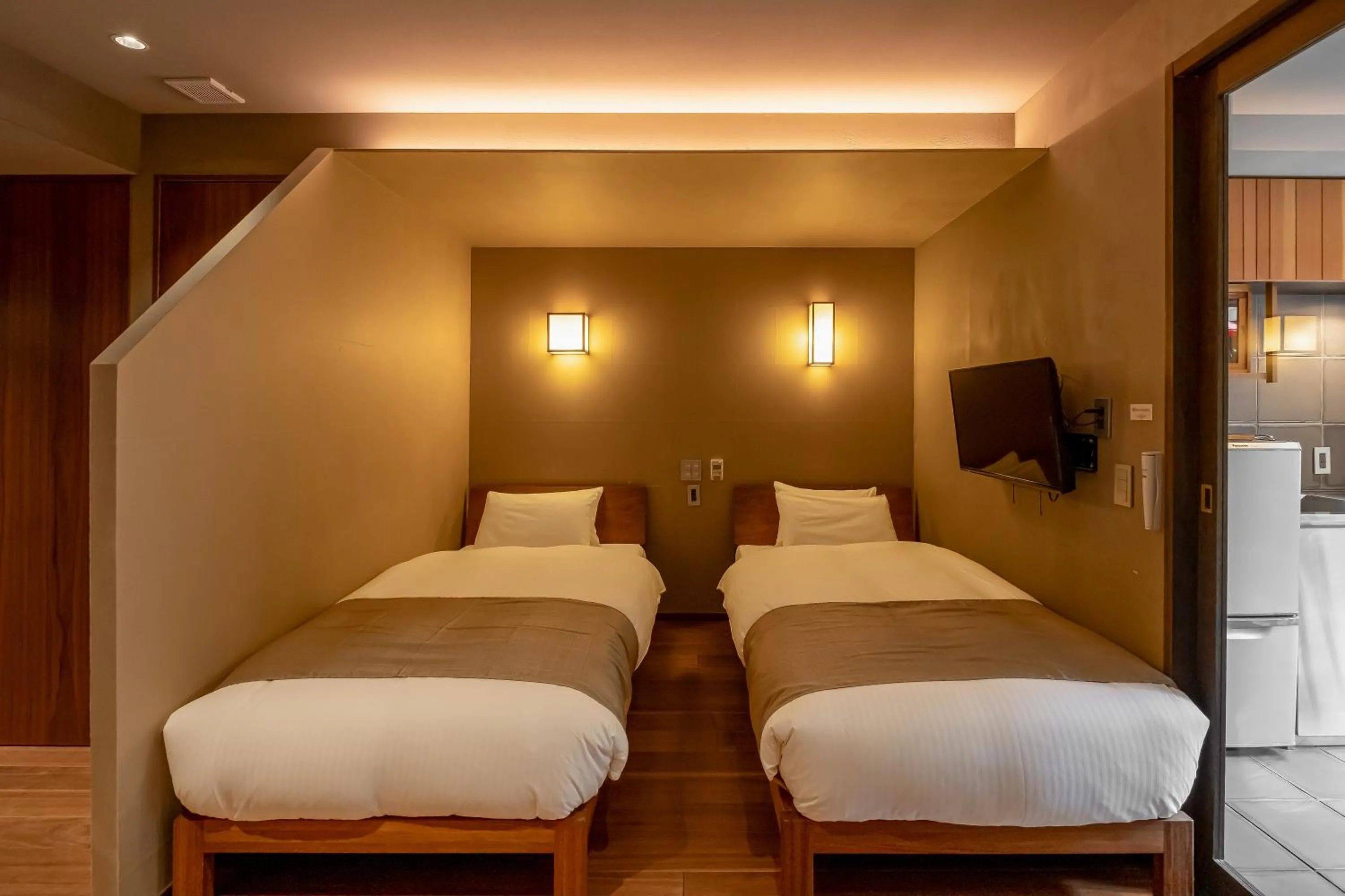 Bed in GOZAN HOTEL & SERVICED APARTMENT Higashiyama Sanjo