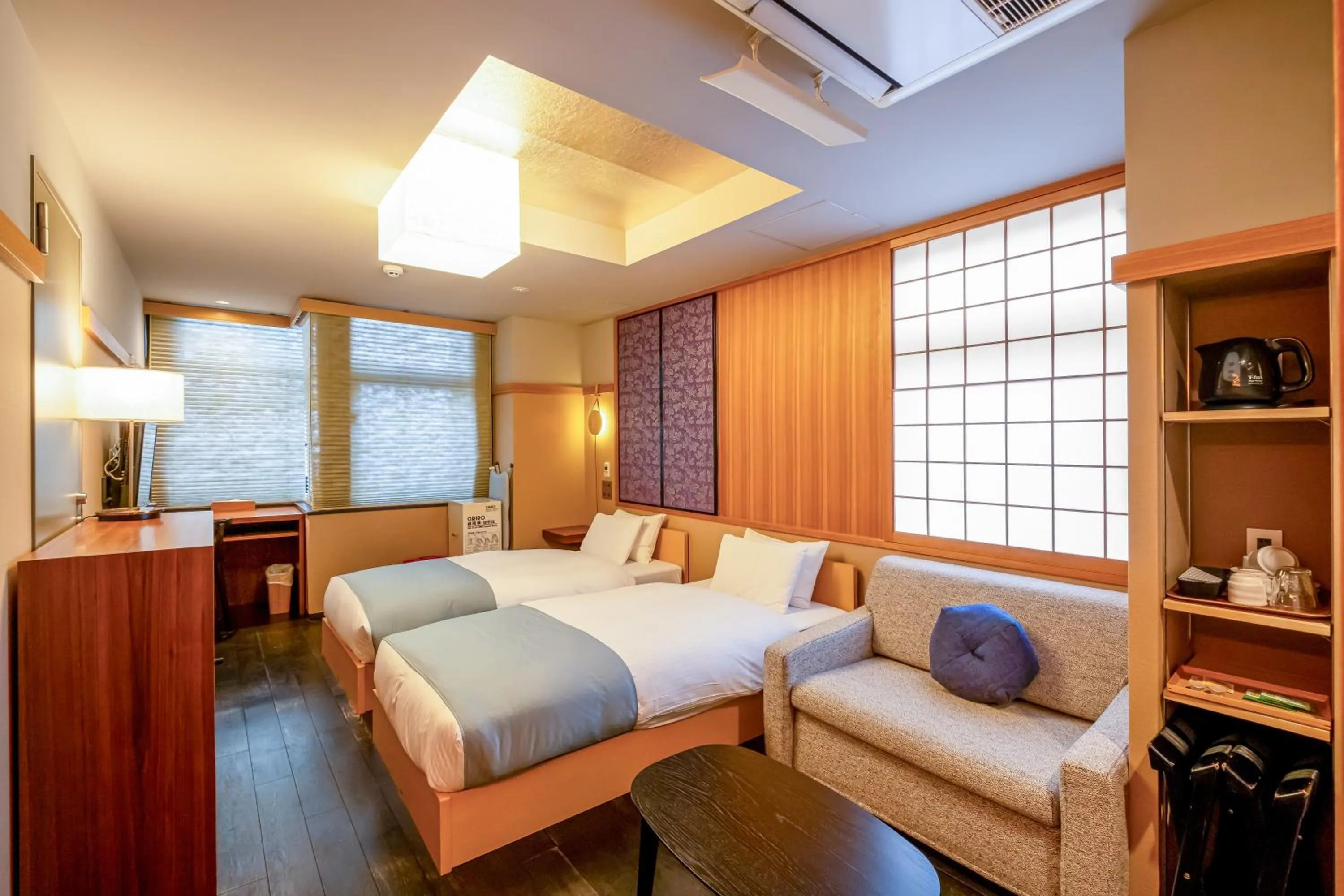 Bed in GOZAN HOTEL & SERVICED APARTMENT Higashiyama Sanjo