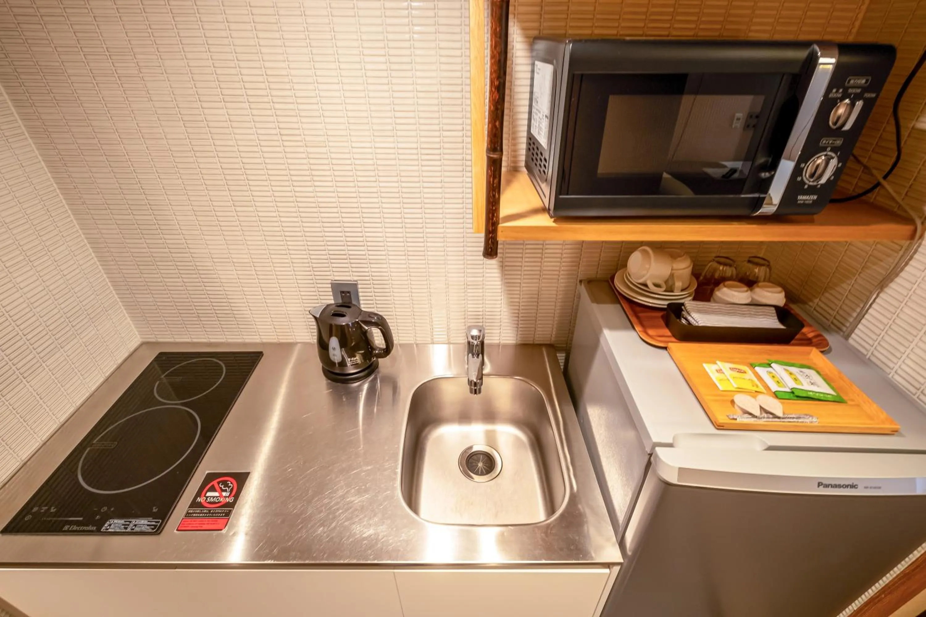 Kitchen or kitchenette in GOZAN HOTEL & SERVICED APARTMENT Higashiyama Sanjo