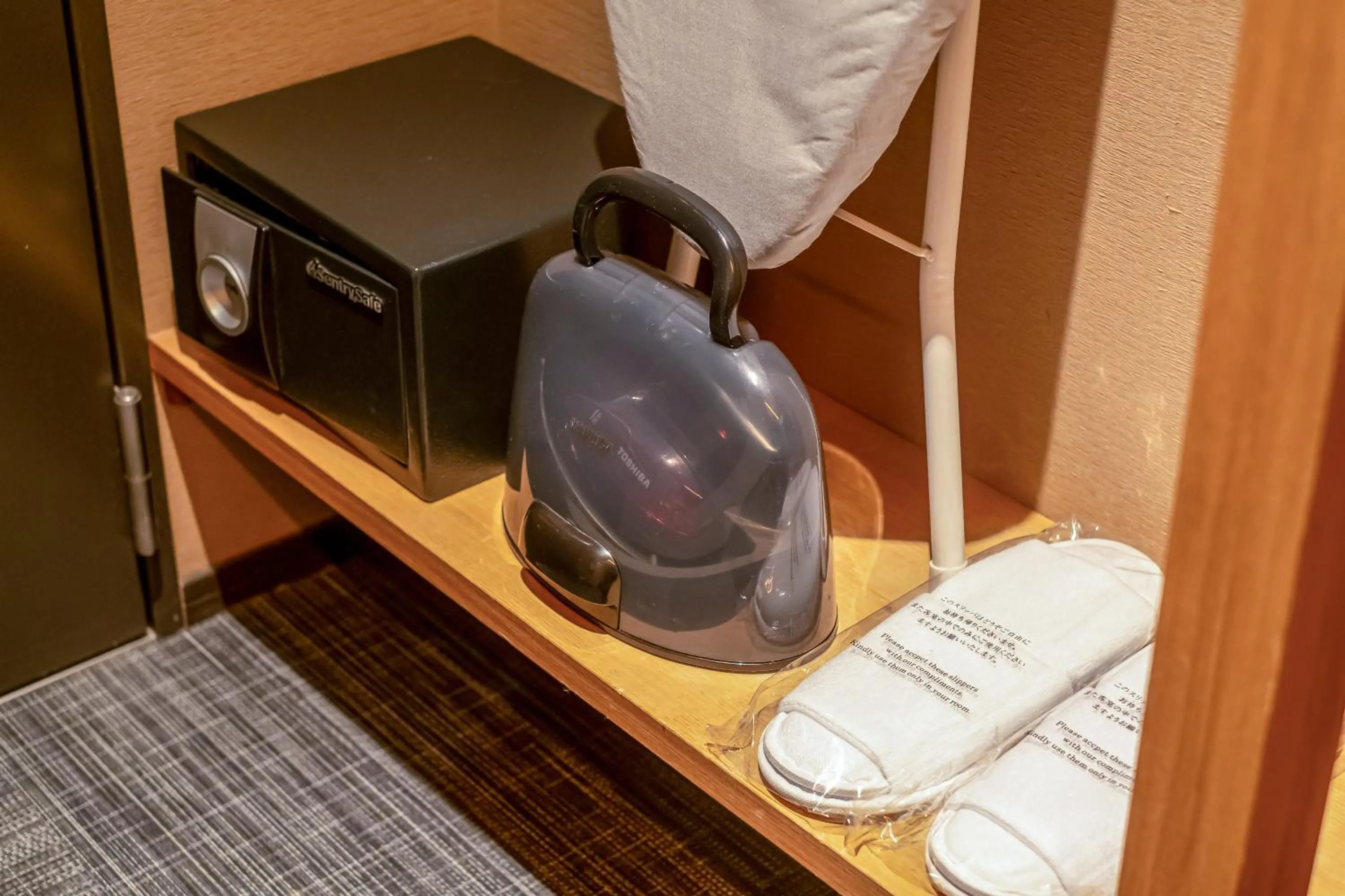 Photo of the whole room, Bed in GOZAN HOTEL & SERVICED APARTMENT Higashiyama Sanjo