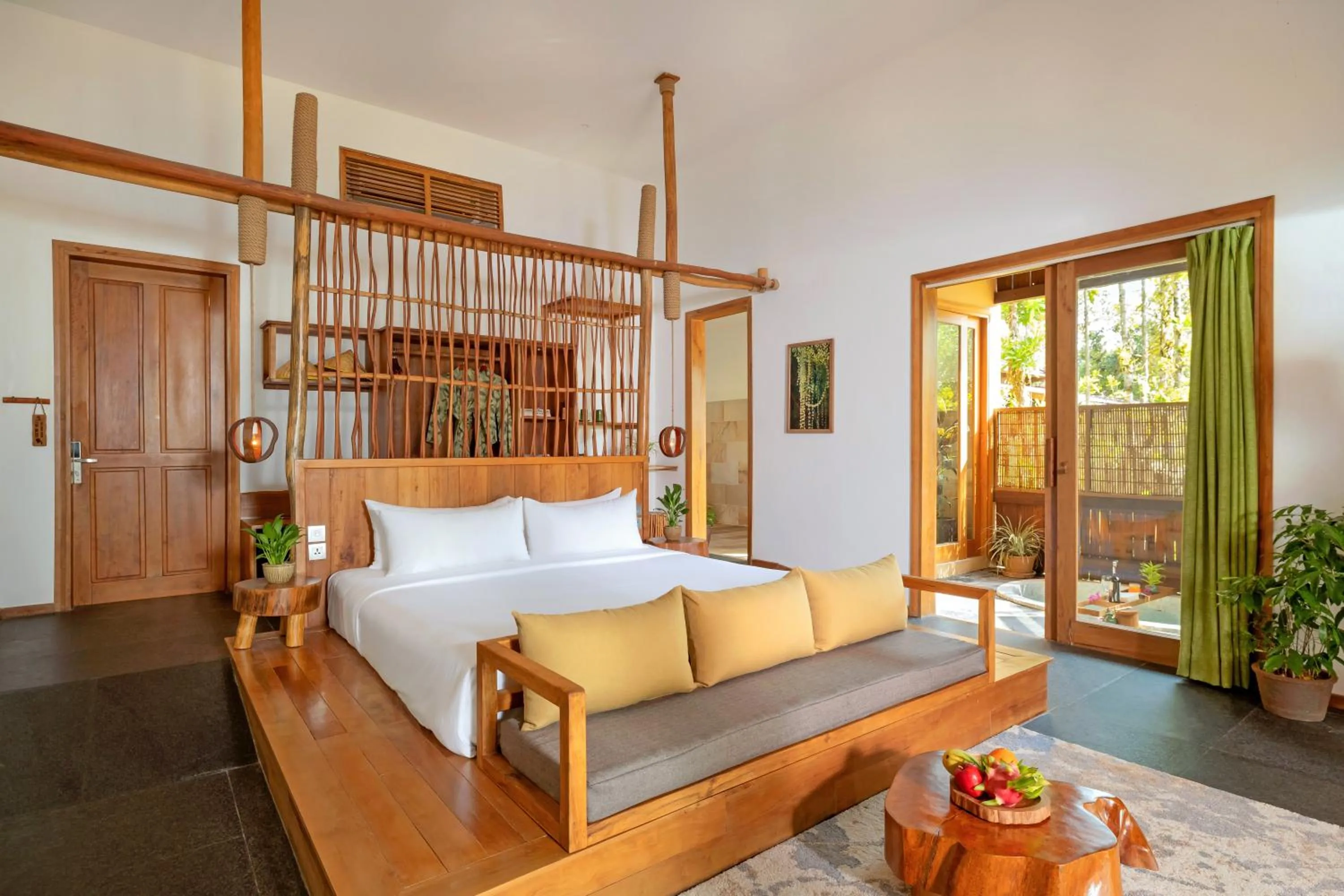 Bed in Green Bay Phu Quoc Resort & Spa