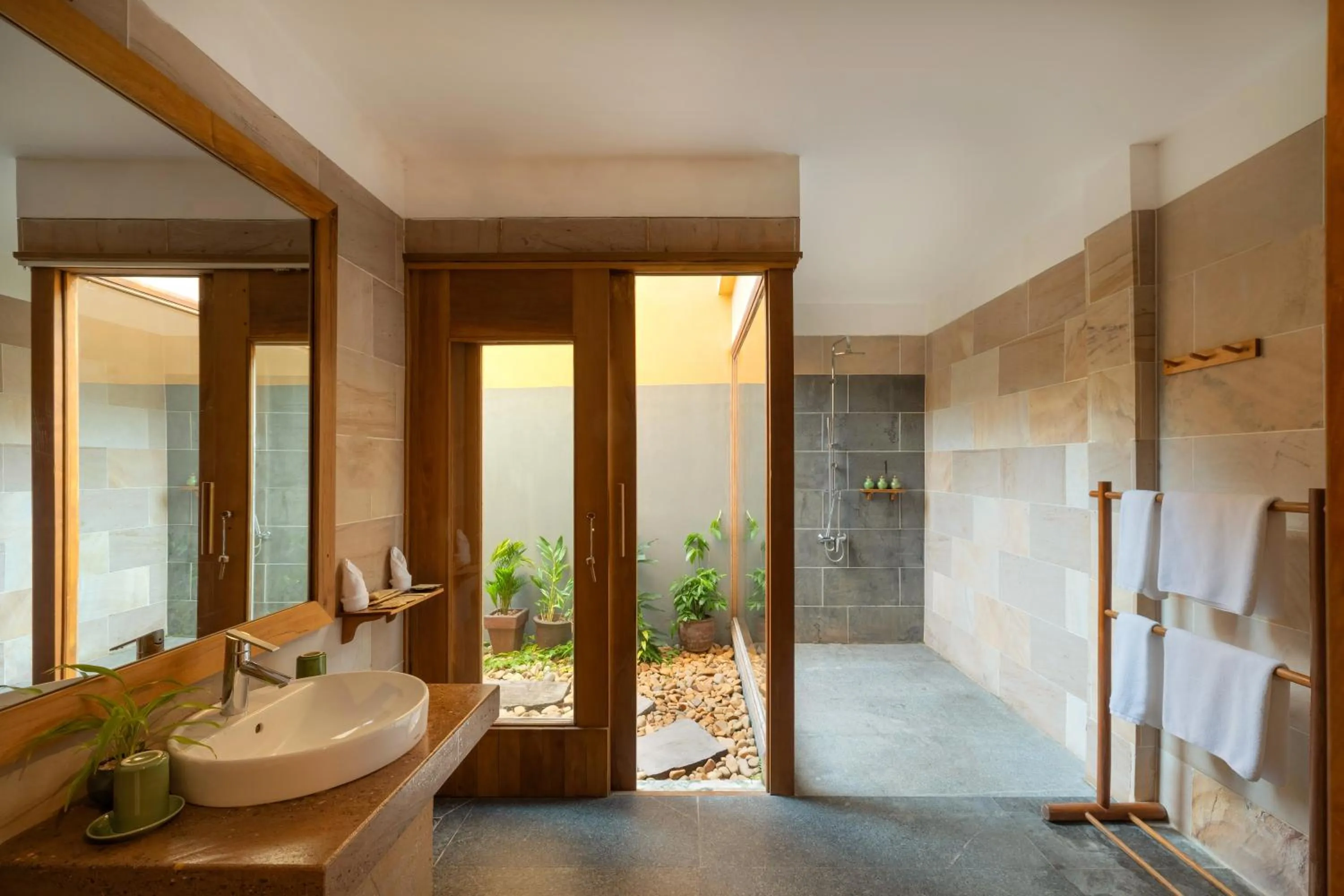 Shower in Green Bay Phu Quoc Resort & Spa