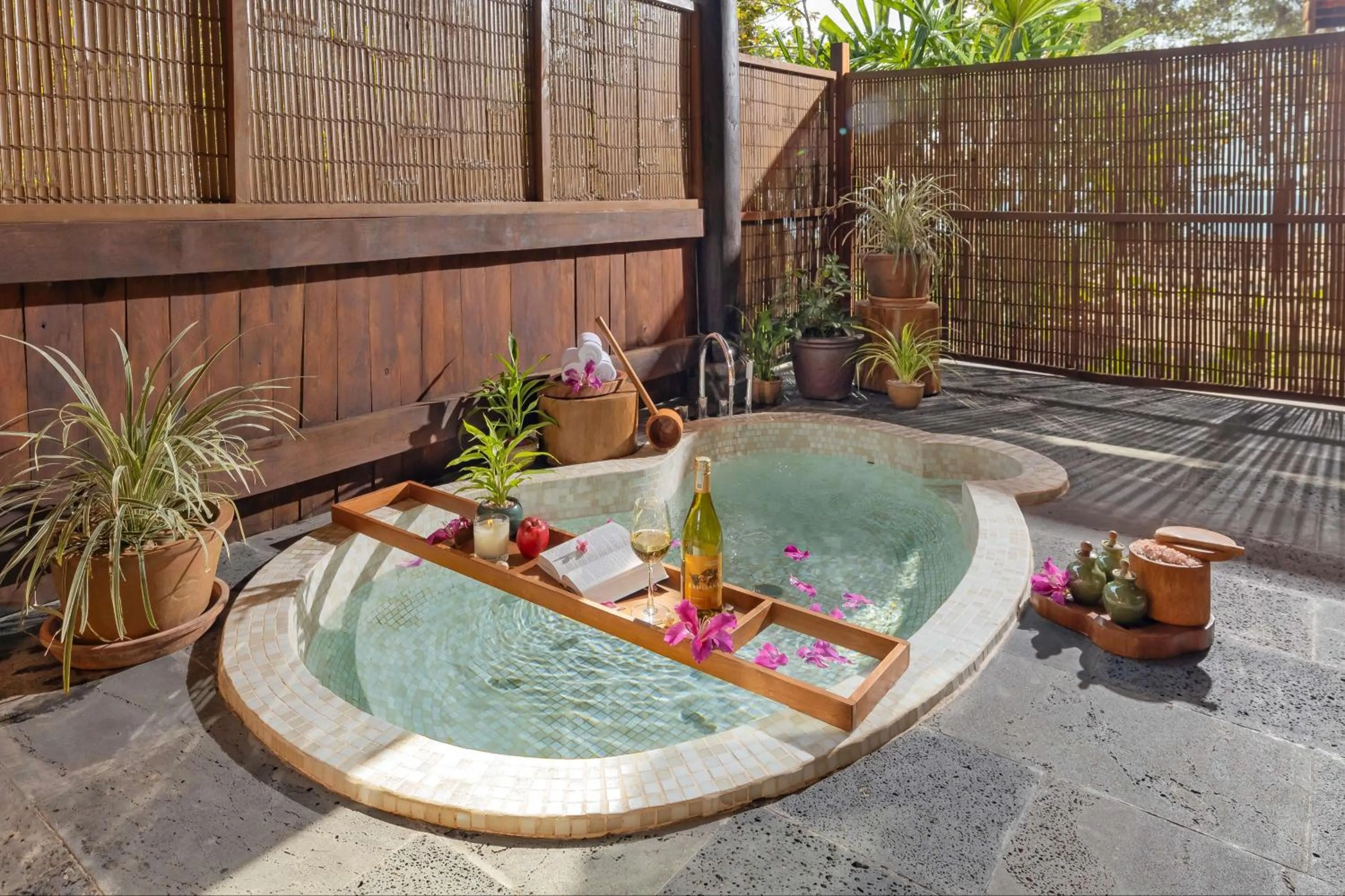 Bath in Green Bay Phu Quoc Resort & Spa