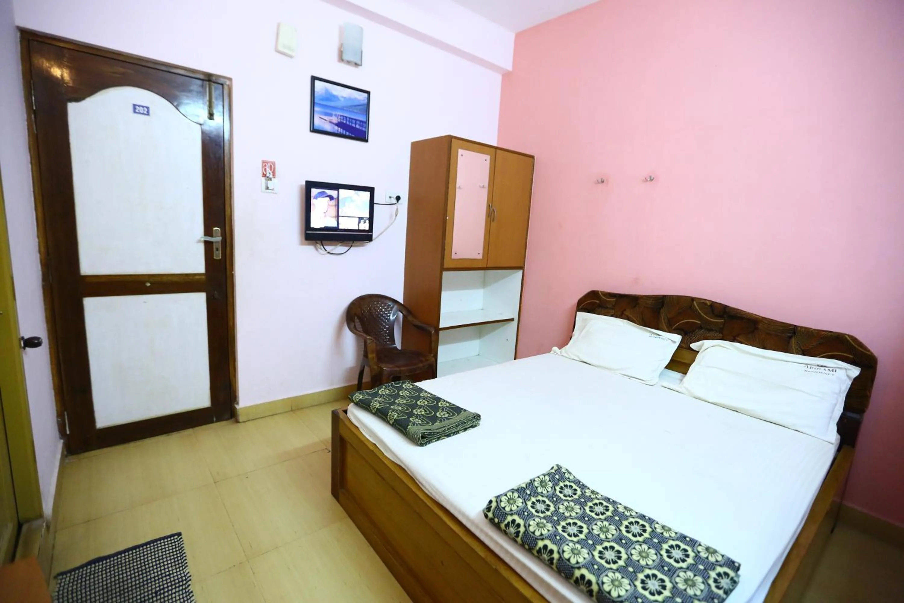 Bedroom, Bed in Abirami Residency
