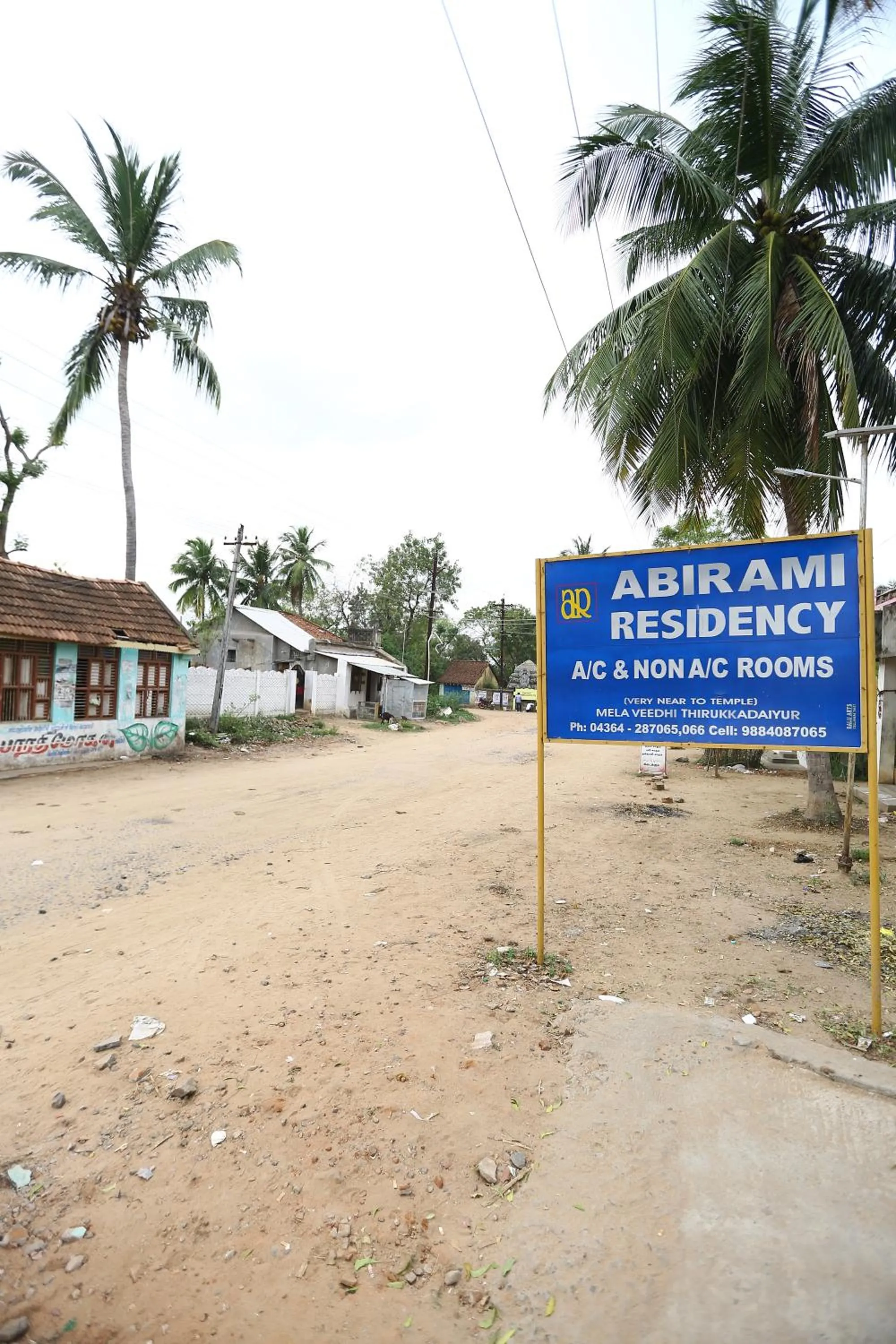Facade/entrance in Abirami Residency
