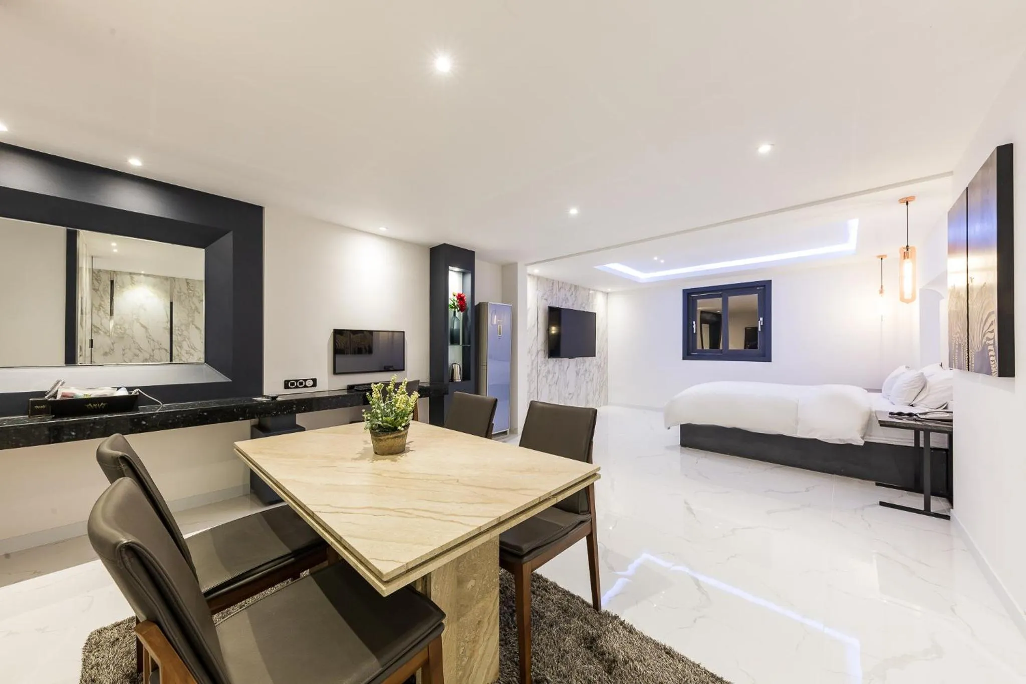 Bed in Seosan Aria Hotel