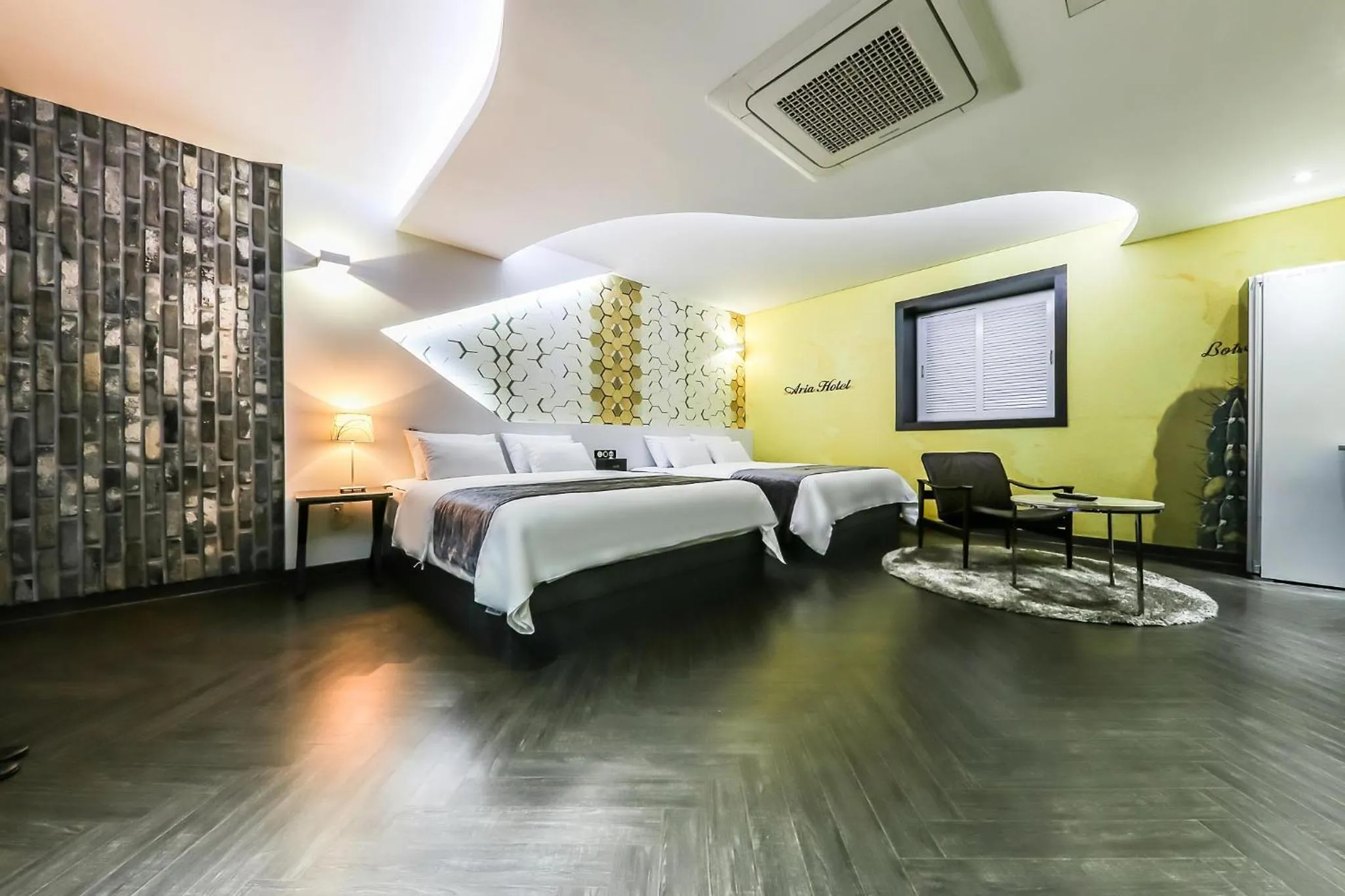 Bed in Seosan Aria Hotel