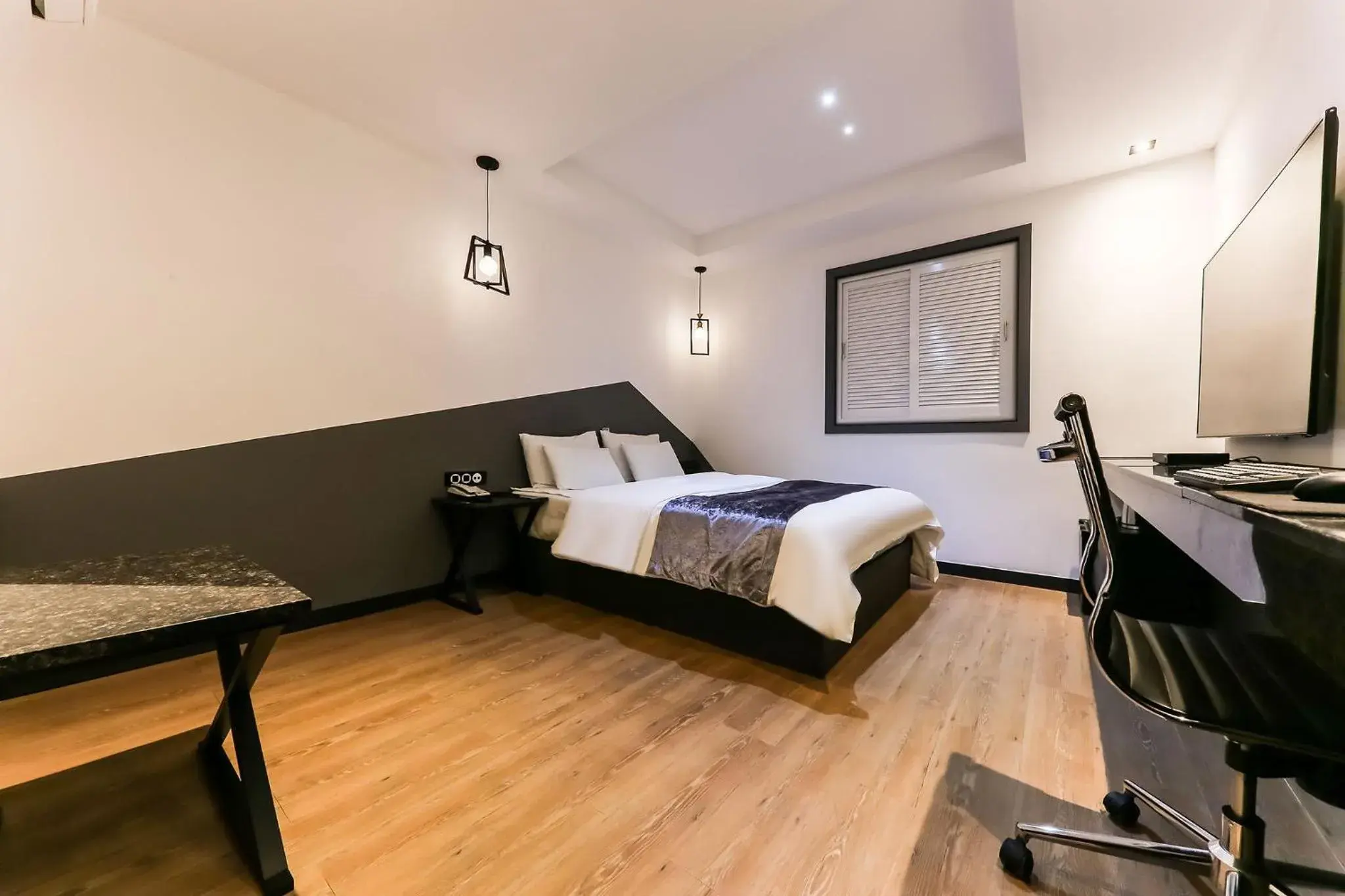 Double Room with Private Bathroom in Seosan Aria Hotel Double Room with Private Bathroom in Seosan Aria Hotel