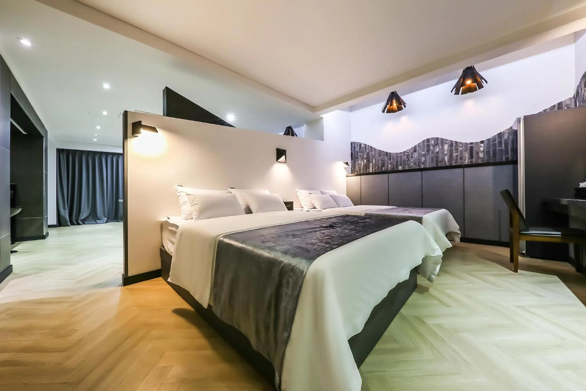 Bed in Seosan Aria Hotel