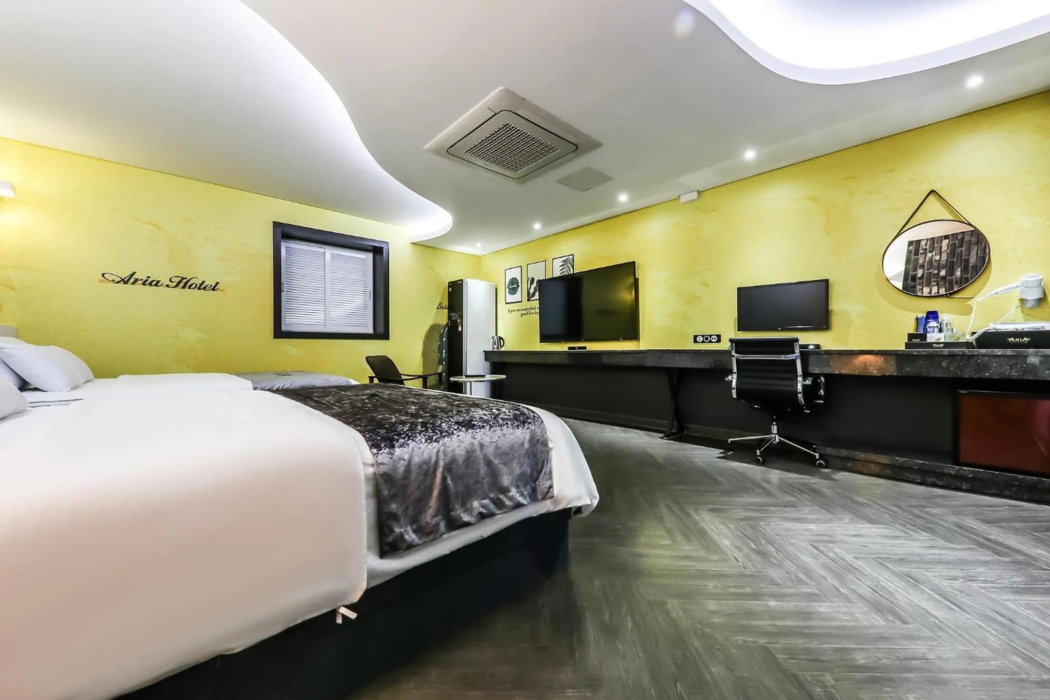 Bed in Seosan Aria Hotel