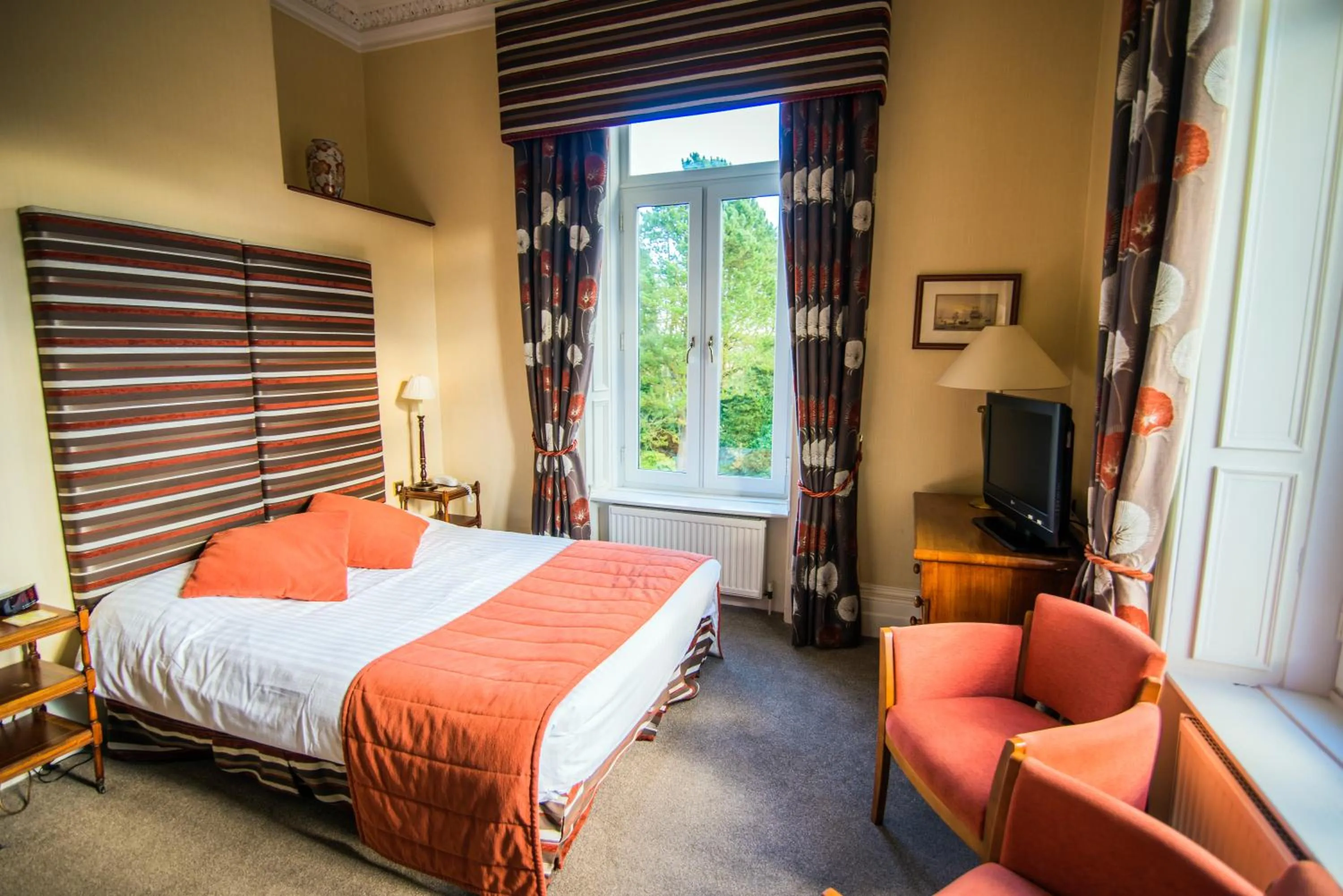 Bed in Astley Bank Hotel