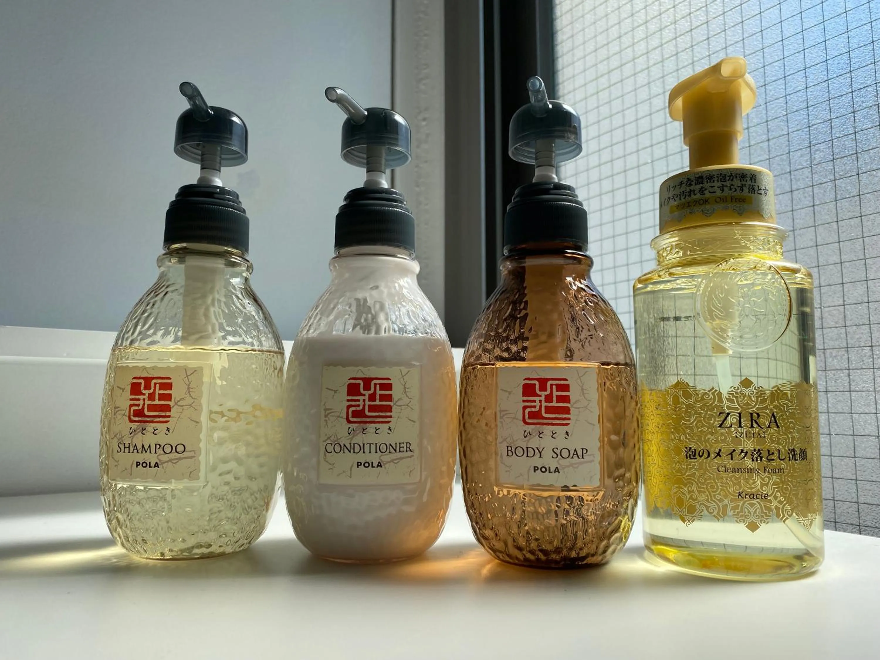 Photo of the whole room in Stay Airport