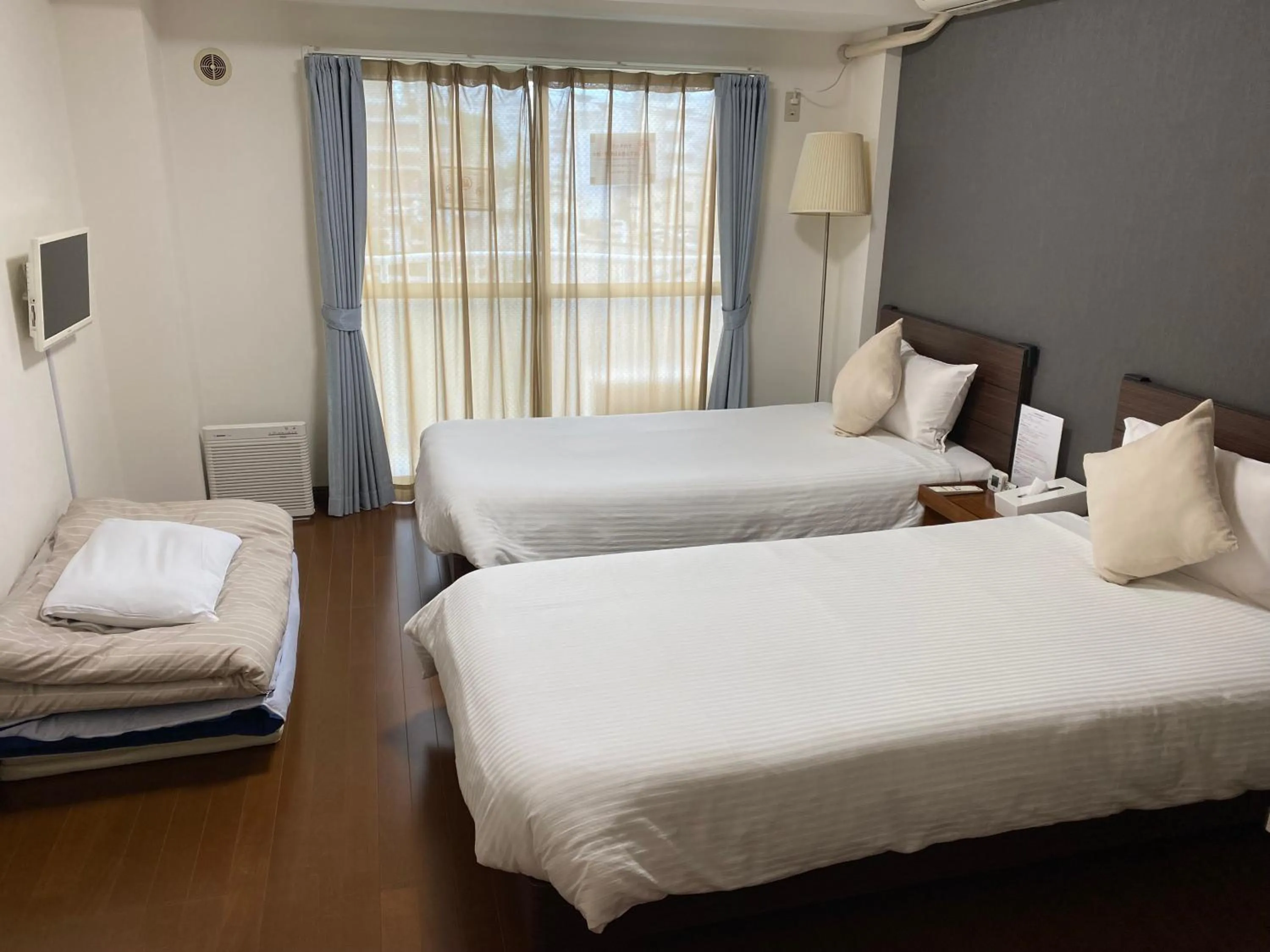 Photo of the whole room, Bed in Stay Airport