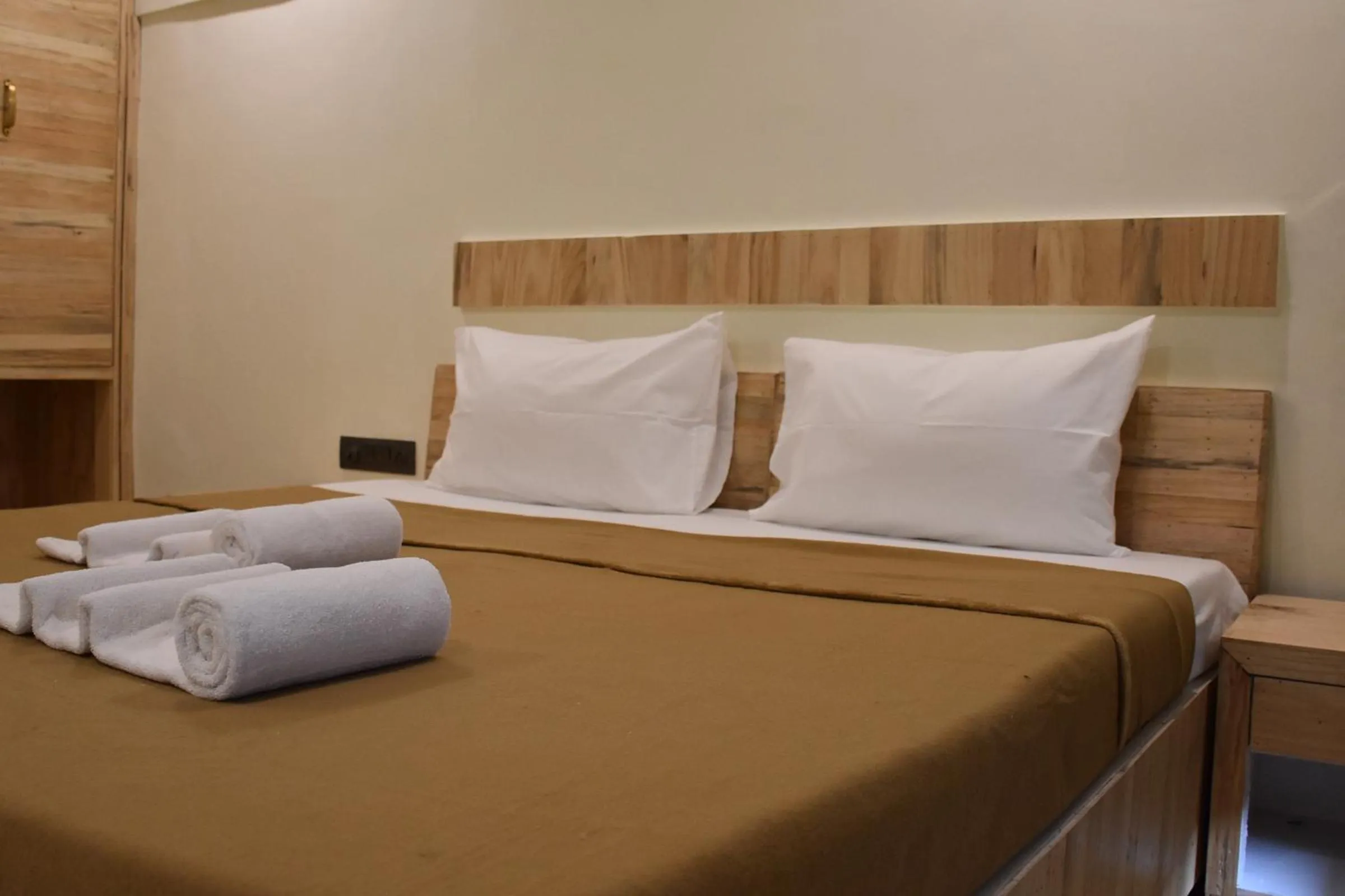 Bed in Riverside Inn