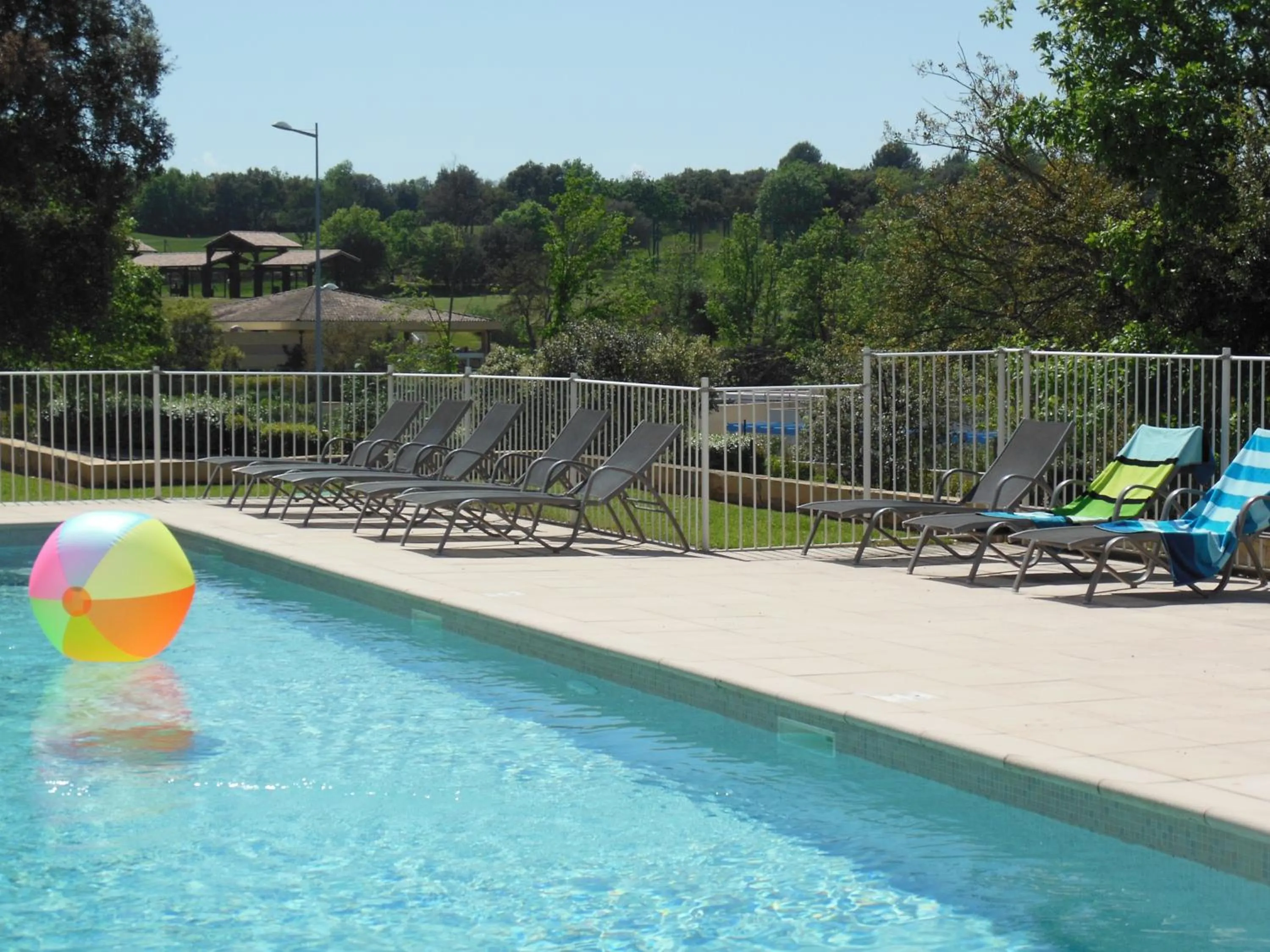 Day in Nemea Appart Hotel Green Side Biot Sophia Antipolis