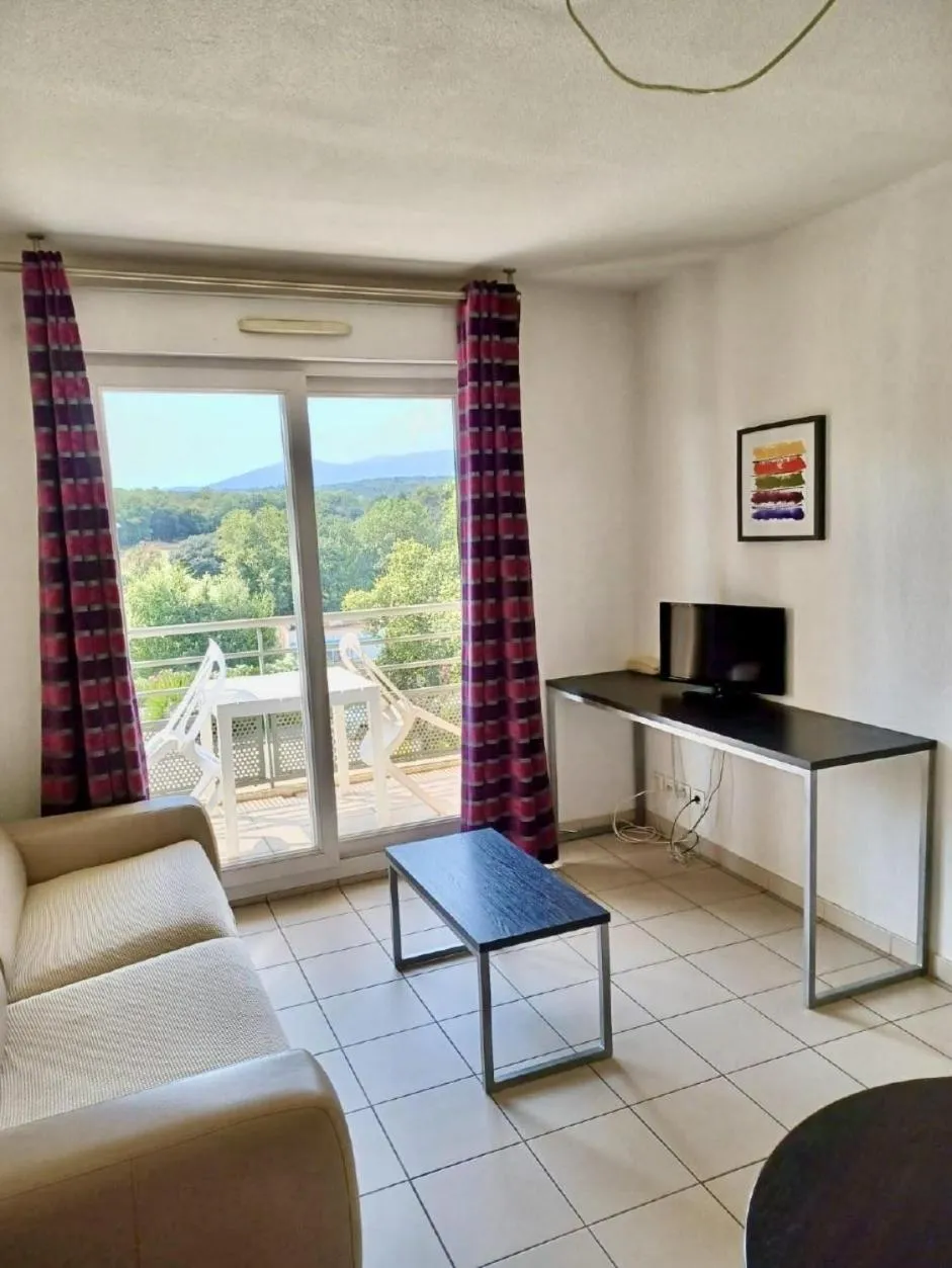 Seating area in Nemea Appart Hotel Green Side Biot Sophia Antipolis