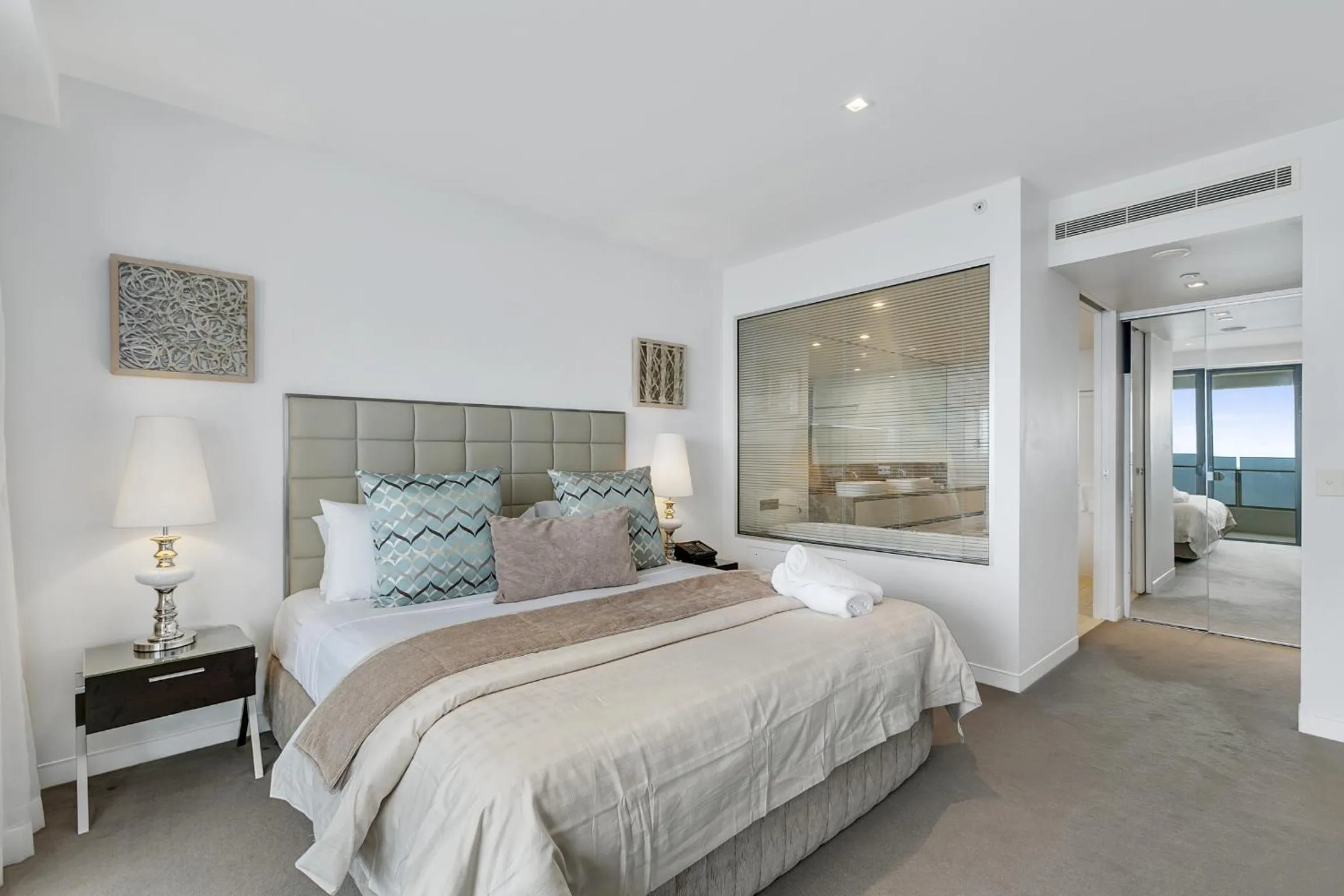 Bathroom, Bed in Soul on the Esplanade - HR Surfers Paradise
