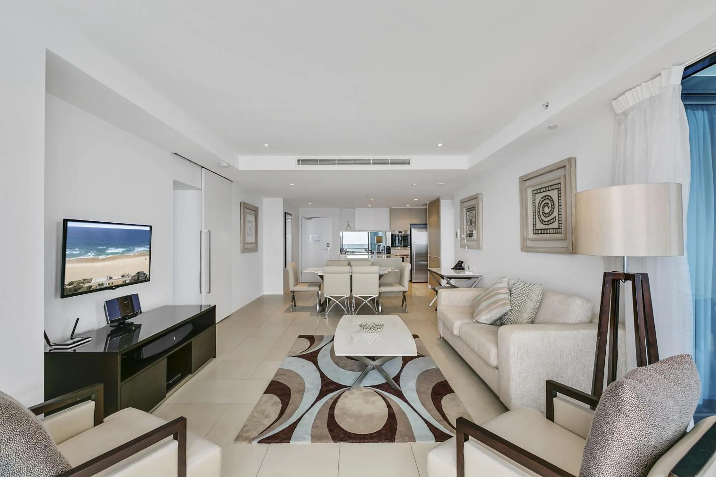 TV and multimedia in Soul on the Esplanade - HR Surfers Paradise