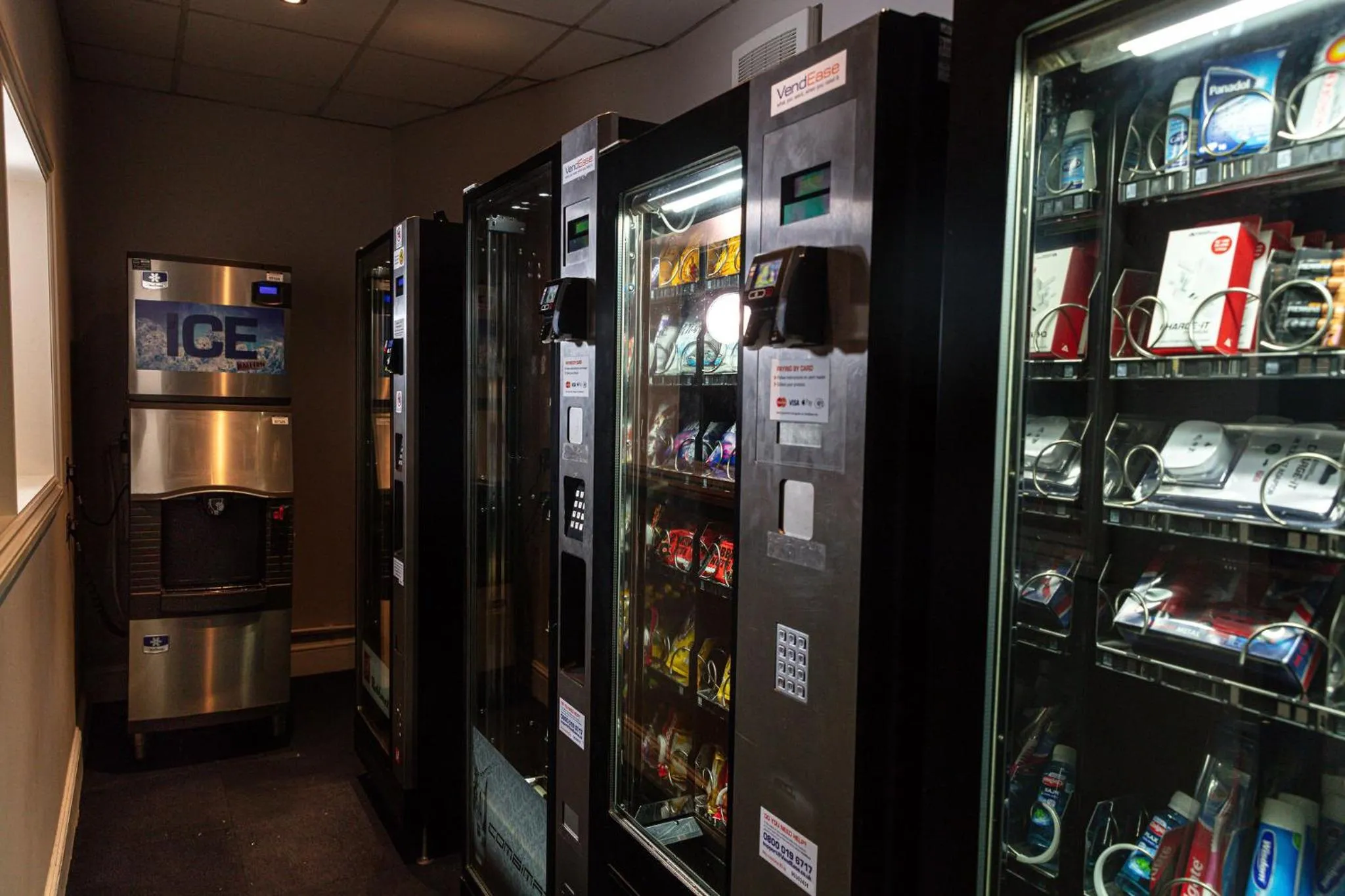 vending machine in Strand Palace