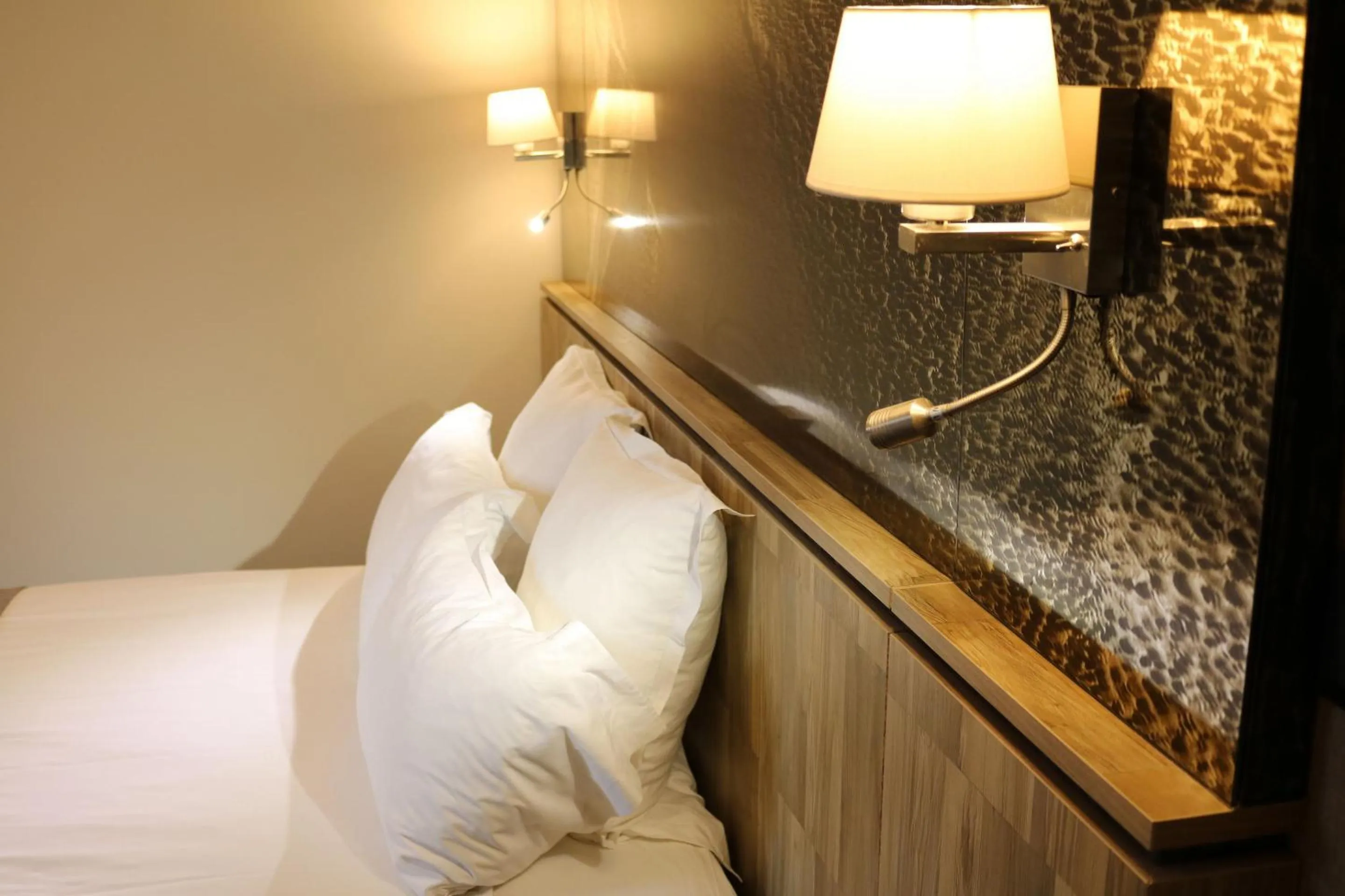 Bedroom, Bed in Le Saint Aubert