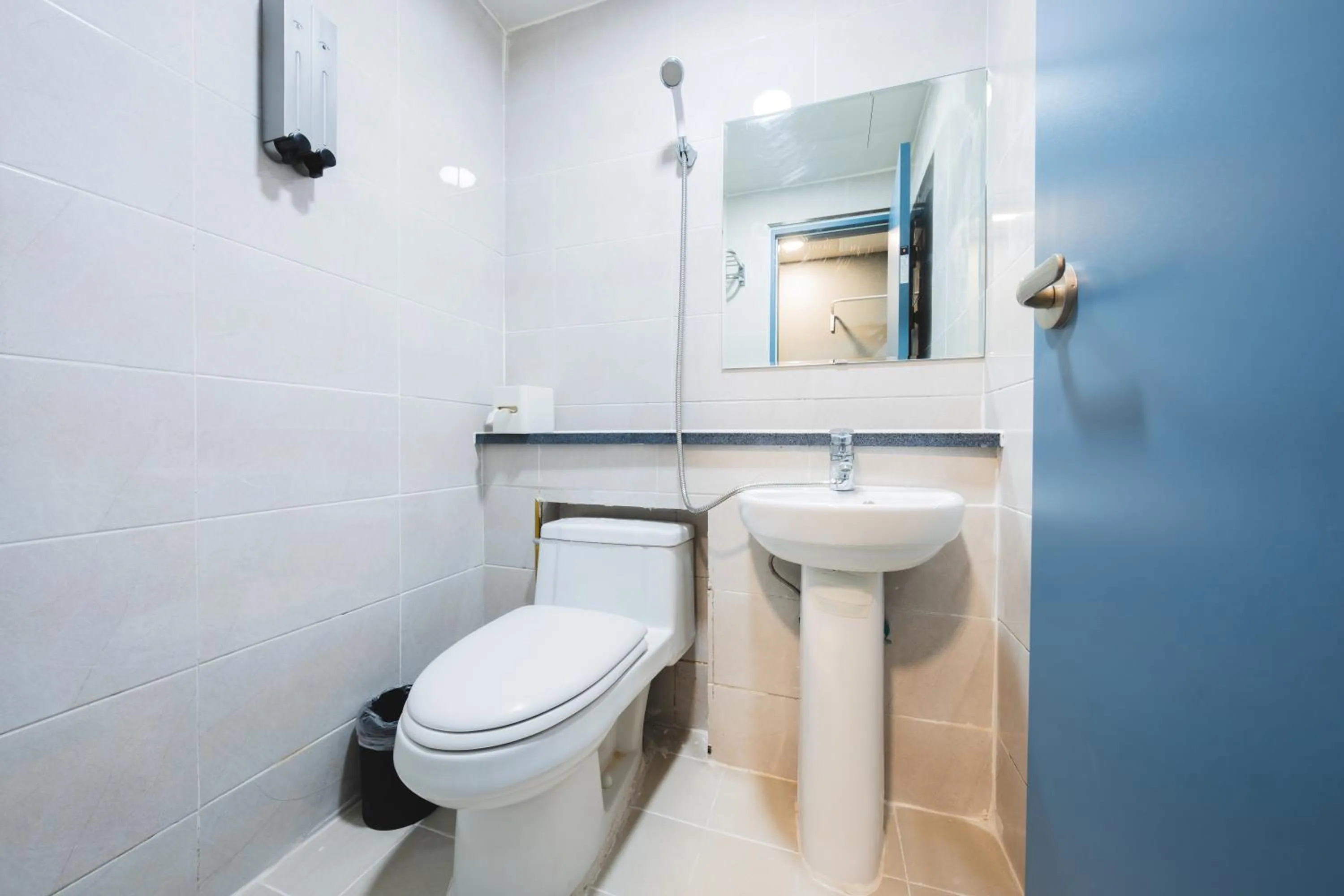 Shower in MyeongDong New Stay Inn