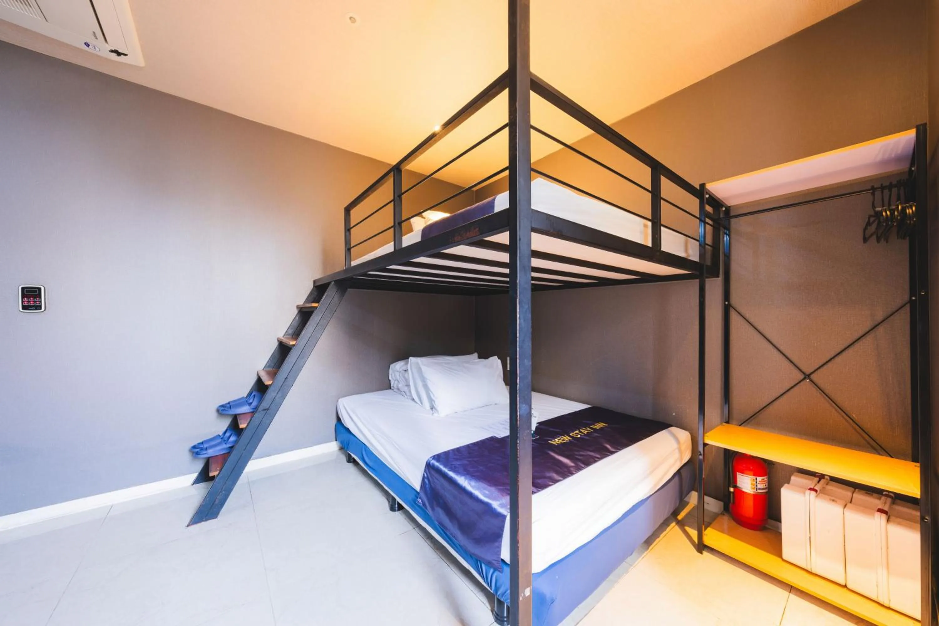 Photo of the whole room, Bed in MyeongDong New Stay Inn