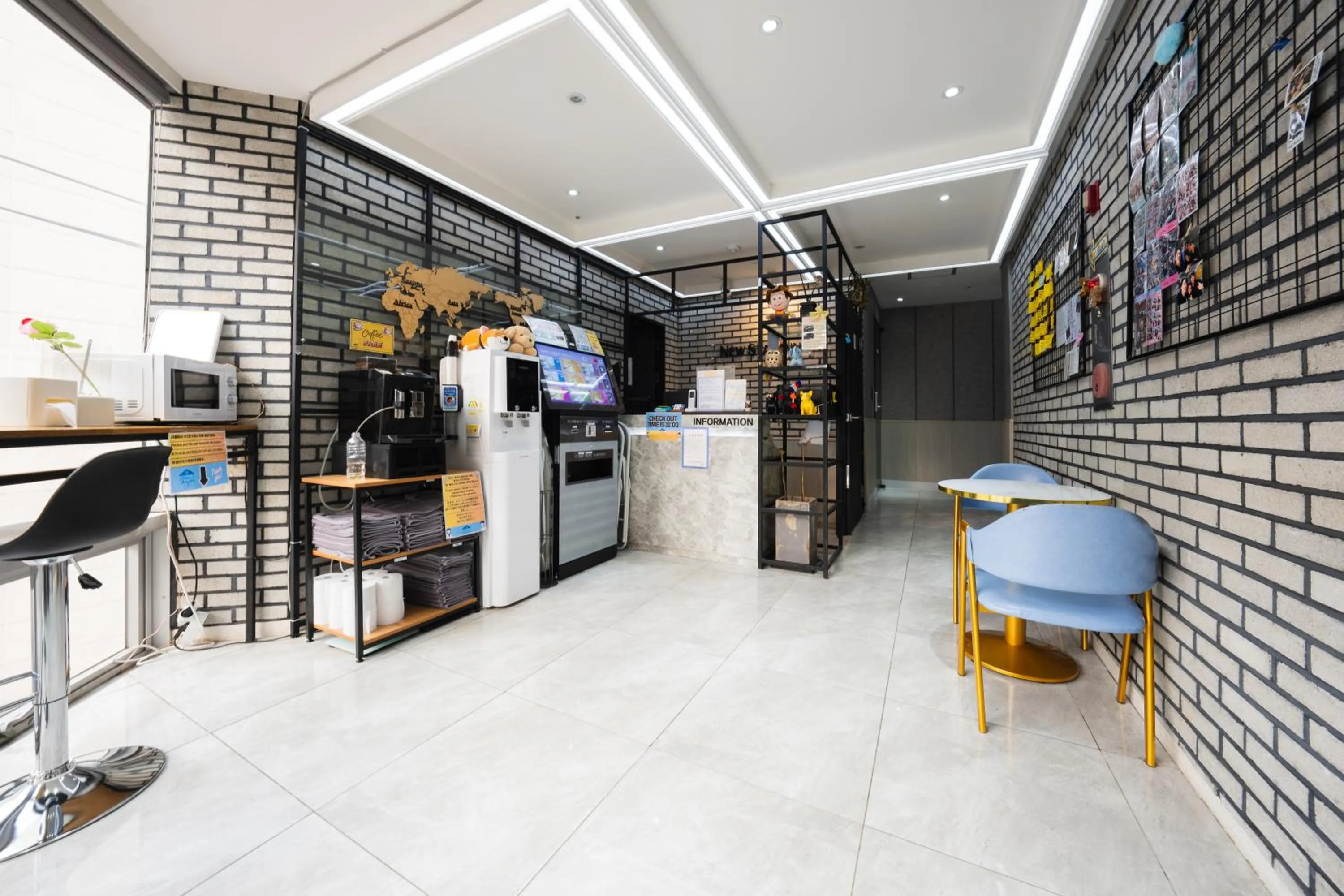 Lobby or reception in MyeongDong New Stay Inn