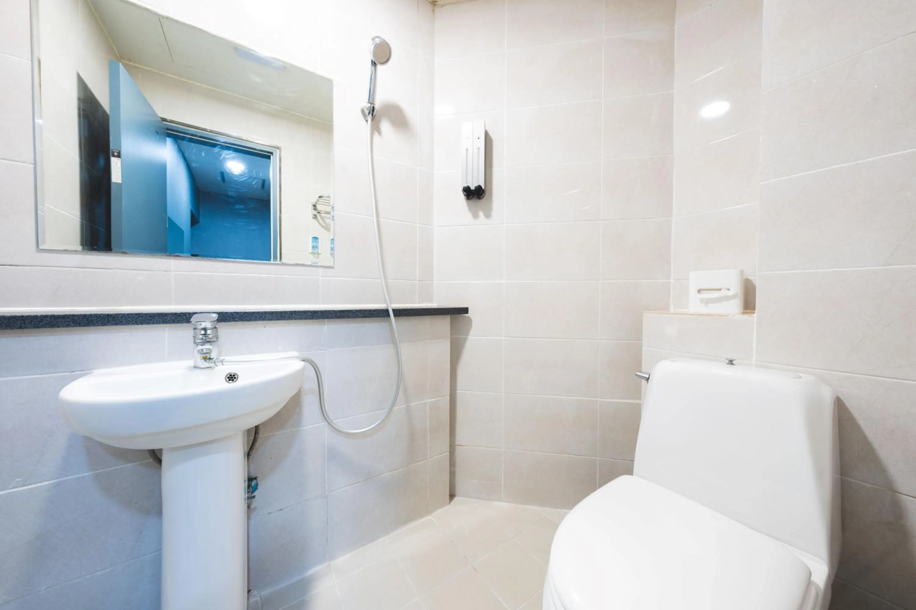 Shower in MyeongDong New Stay Inn