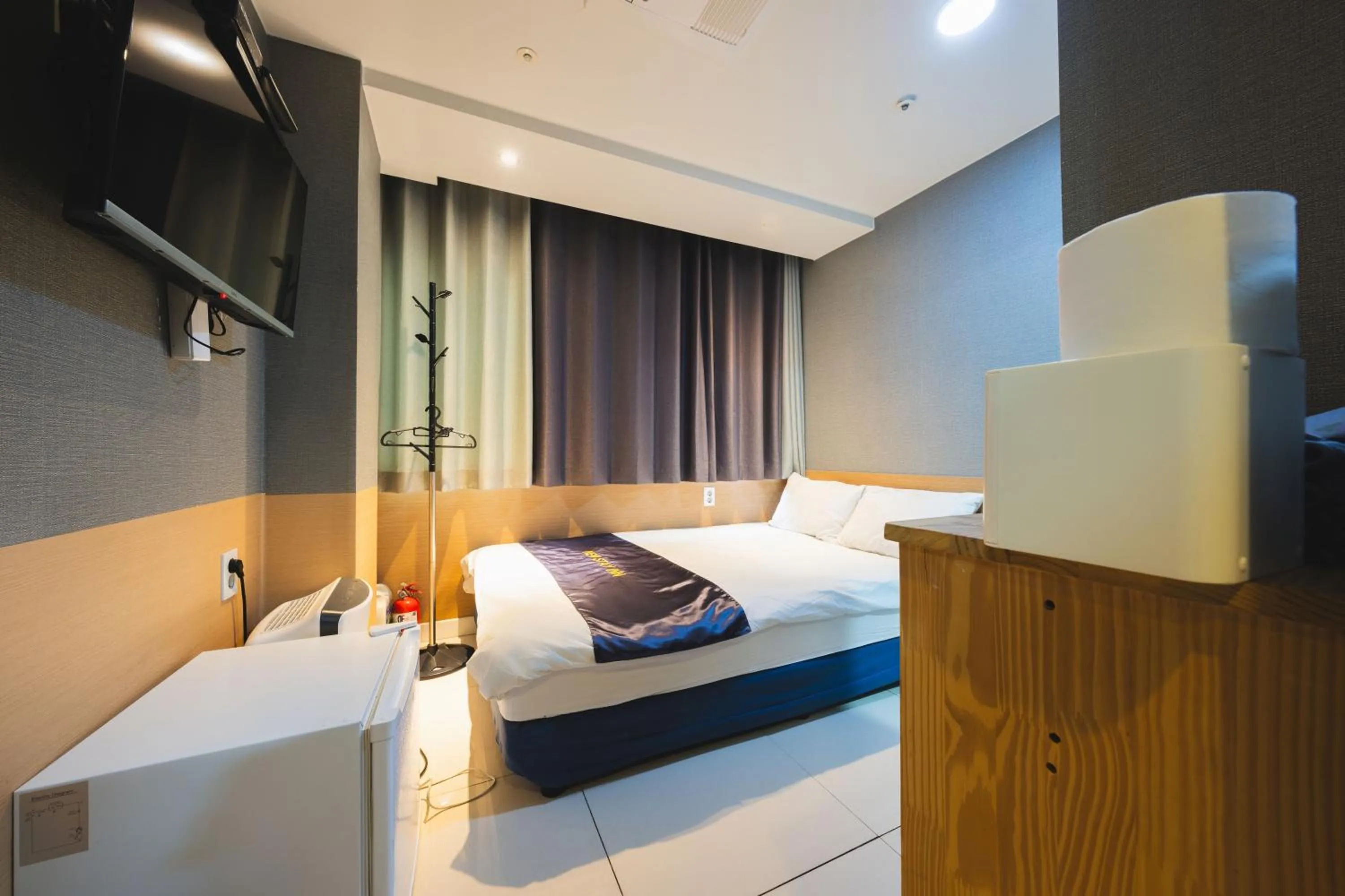 Bed in MyeongDong New Stay Inn