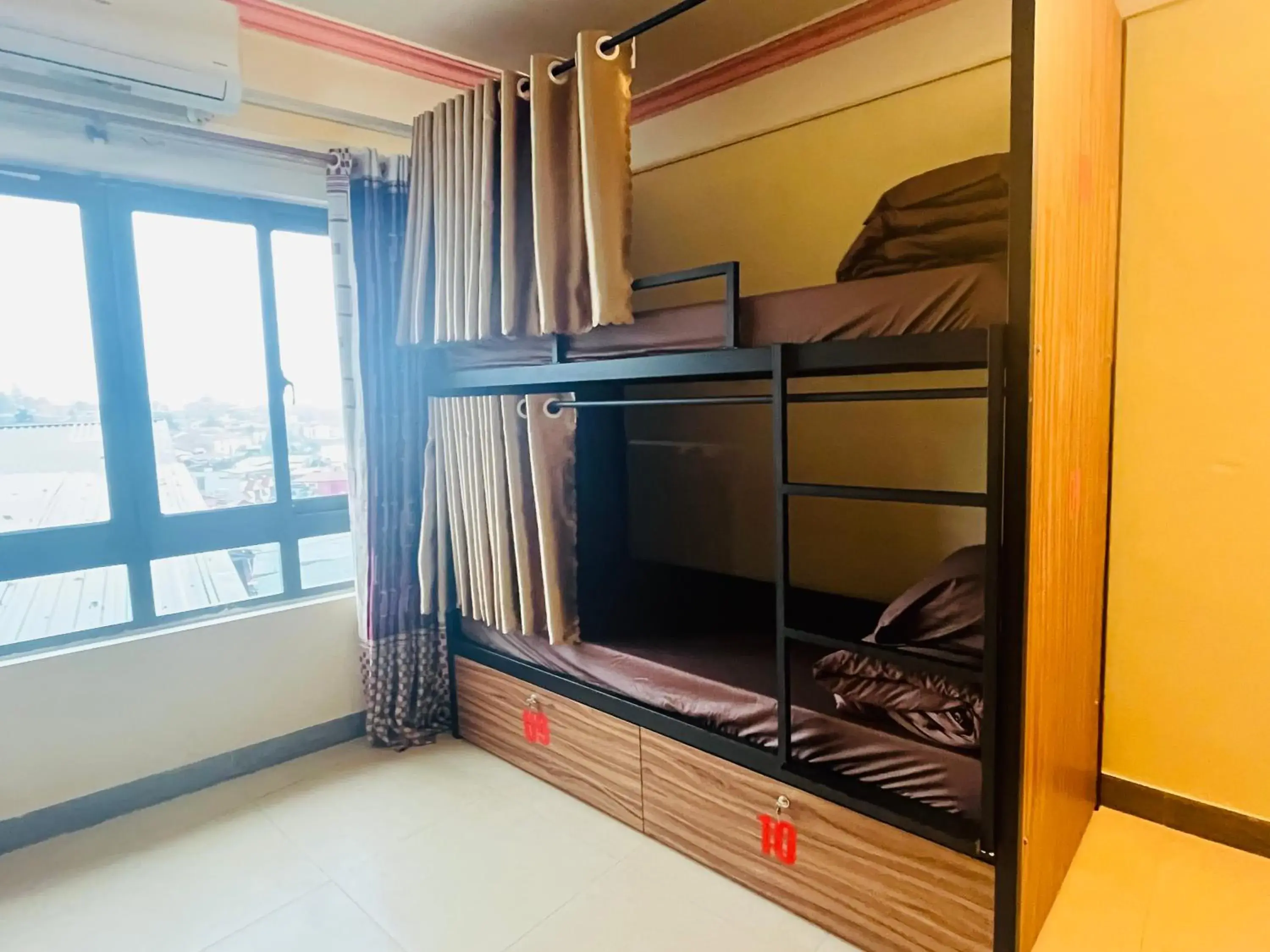 Bed in 10-Bed Mixed Dormitory Room in Sapa Paramount Hotel Bed in 10-Bed Mixed Dormitory Room in Sapa Paramount Hotel