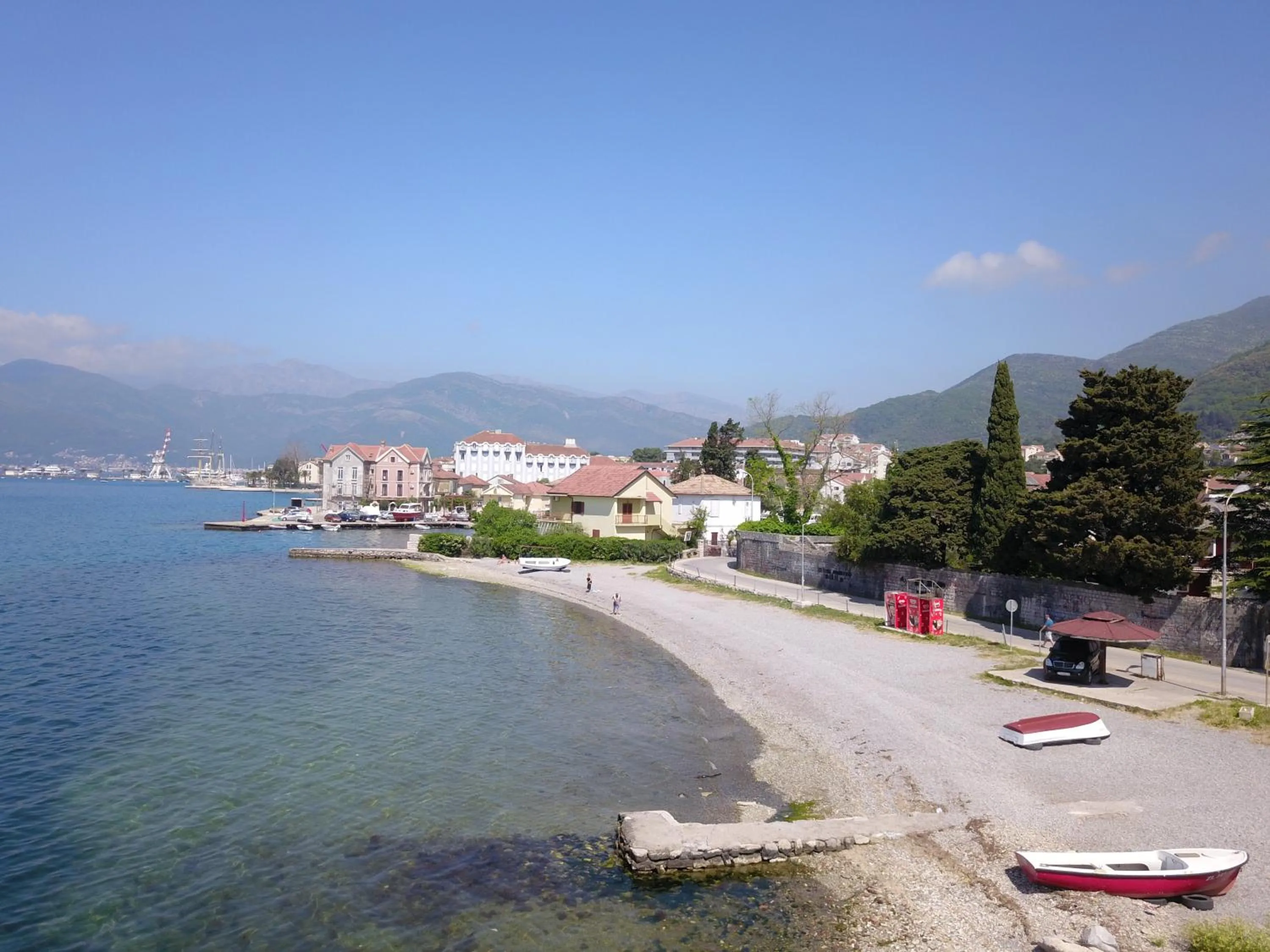 Neighbourhood in Villa Royal Apartments