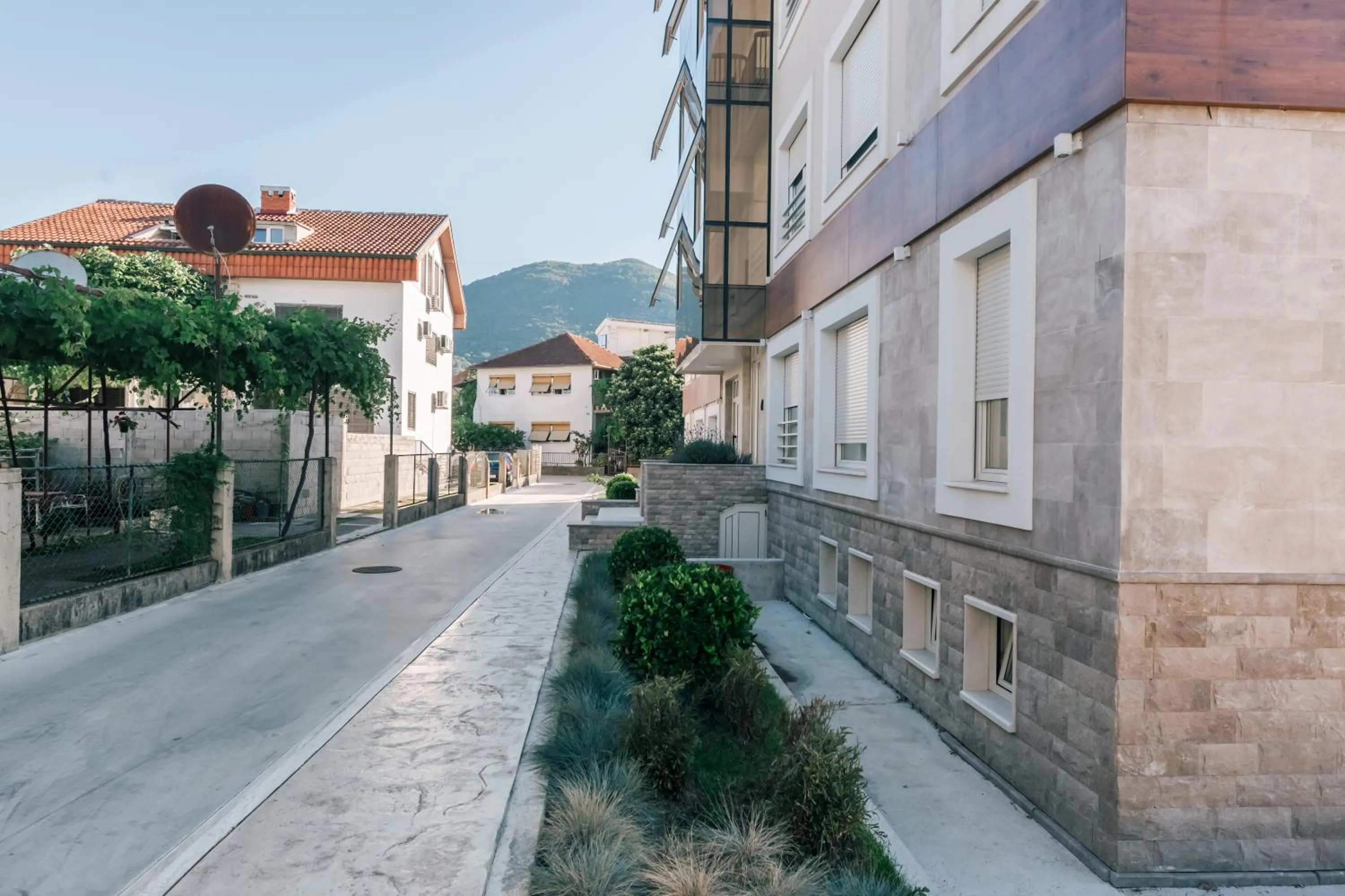 Neighbourhood in Villa Royal Apartments