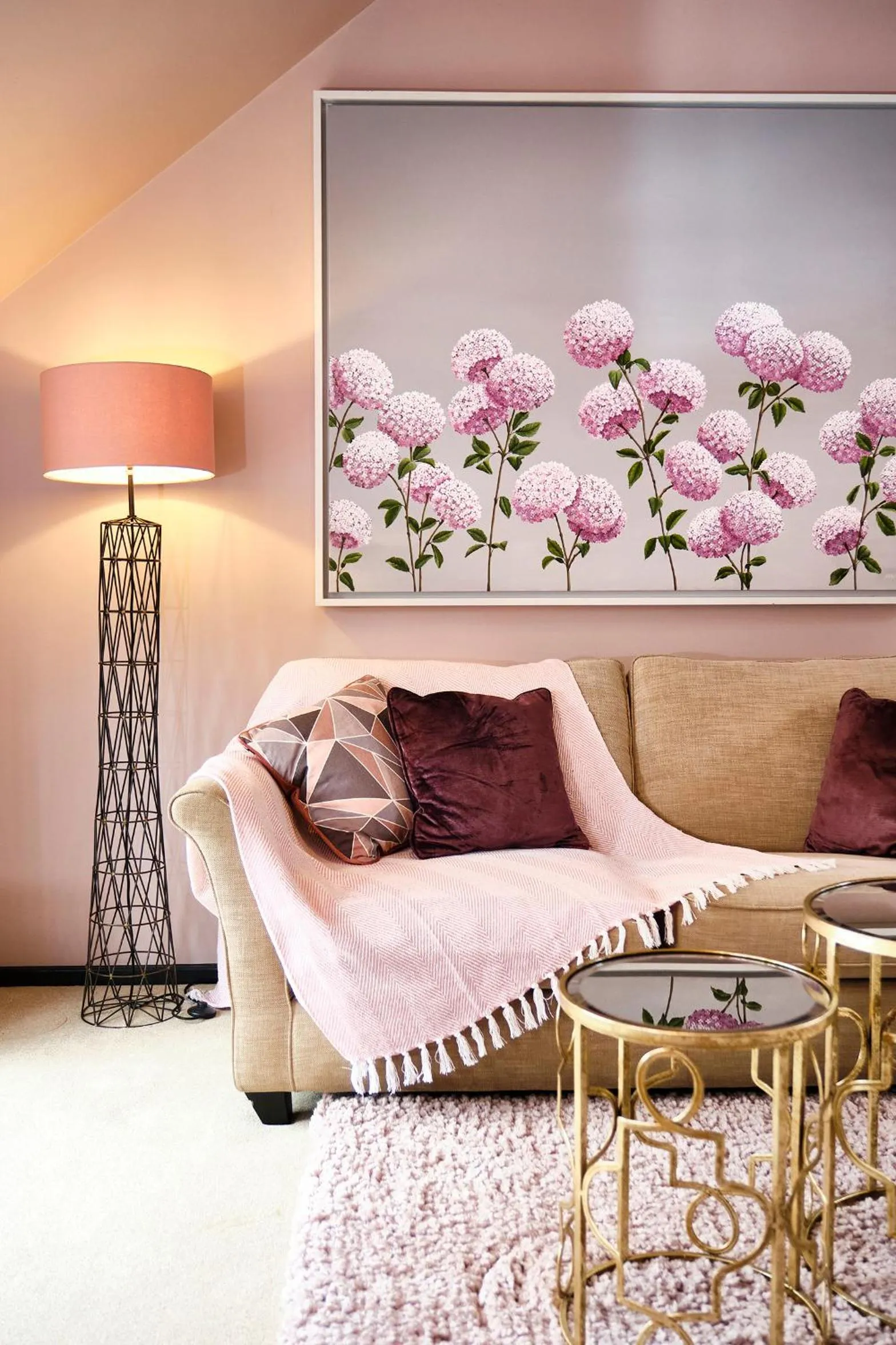 Bedroom in The Westleton Crown