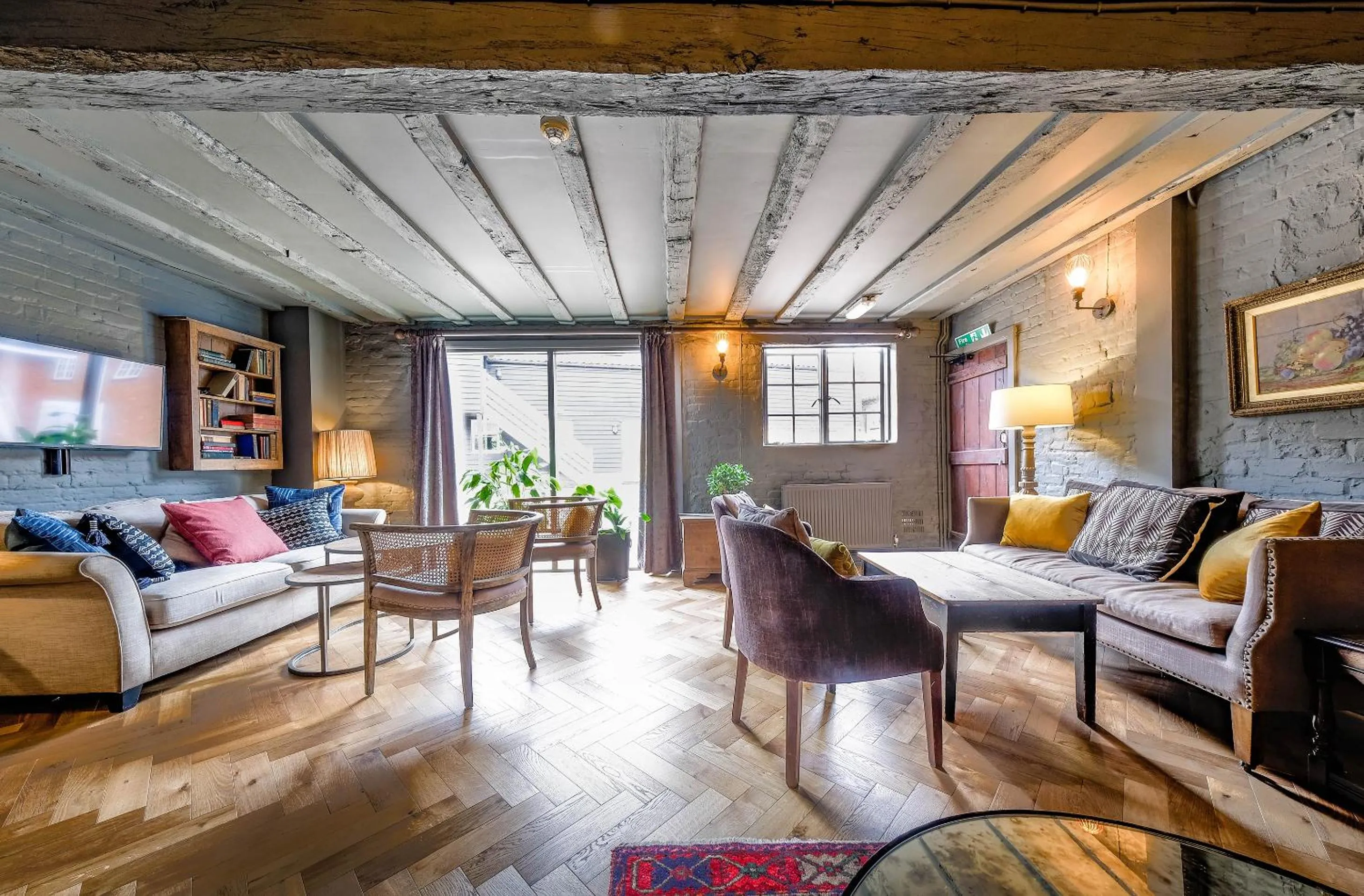 Restaurant/places to eat in The Westleton Crown