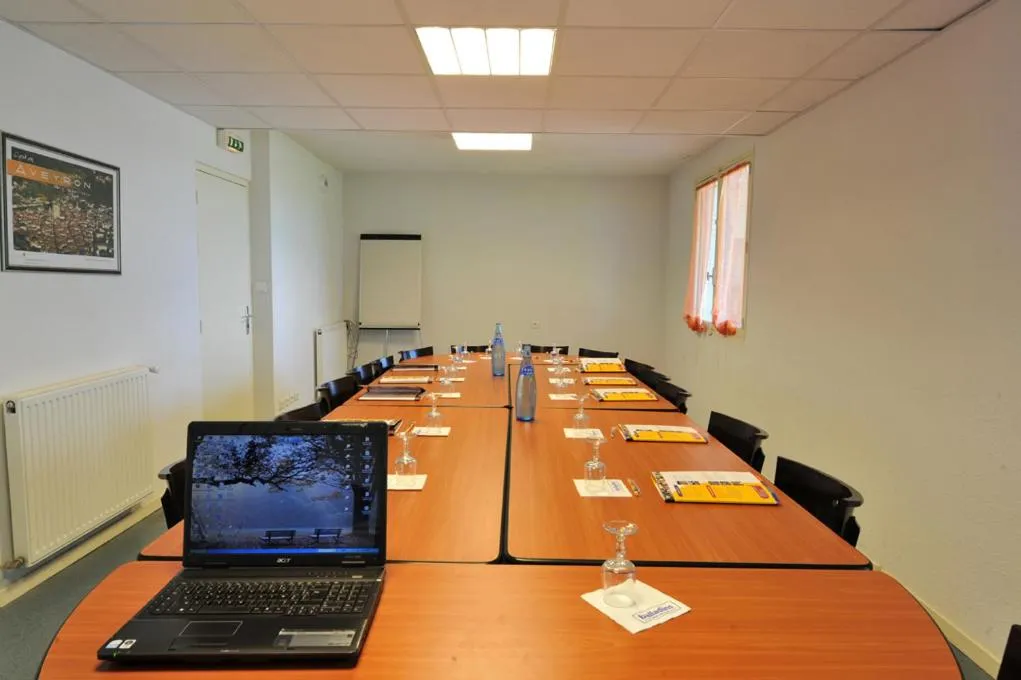 Business facilities in The Originals Access, Hôtel Millau Sud